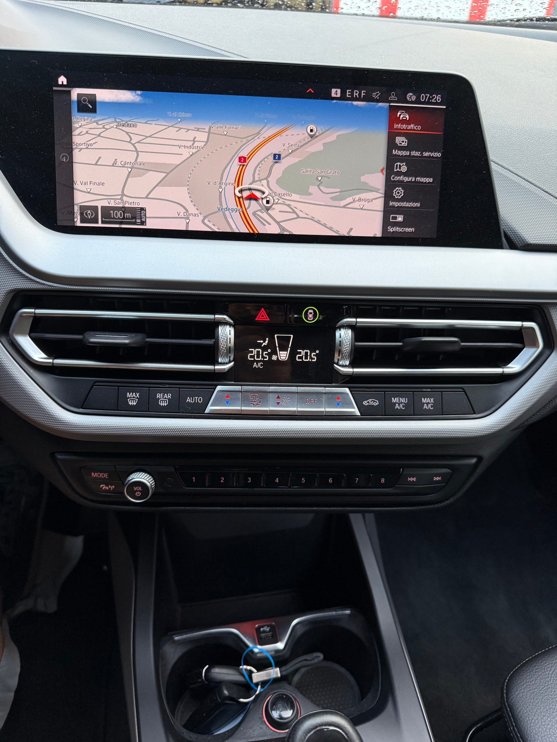 BMW 118i-image-6
