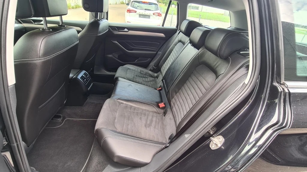 VW Passat 2.0 TDI BMT Elegance 4Motion DSG ** Alcantara-Leder ** Gr-Navi ** RF-Kamera ** Abstandsregelsysteme ** Sitzheizung **-image-18