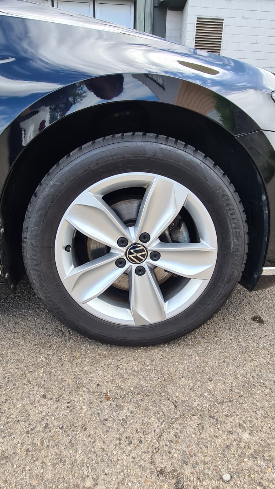 VW Passat 2.0 TDI BMT Elegance 4Motion DSG ** Alcantara-Leder ** Gr-Navi ** RF-Kamera ** Abstandsregelsysteme ** Sitzheizung **-image-19