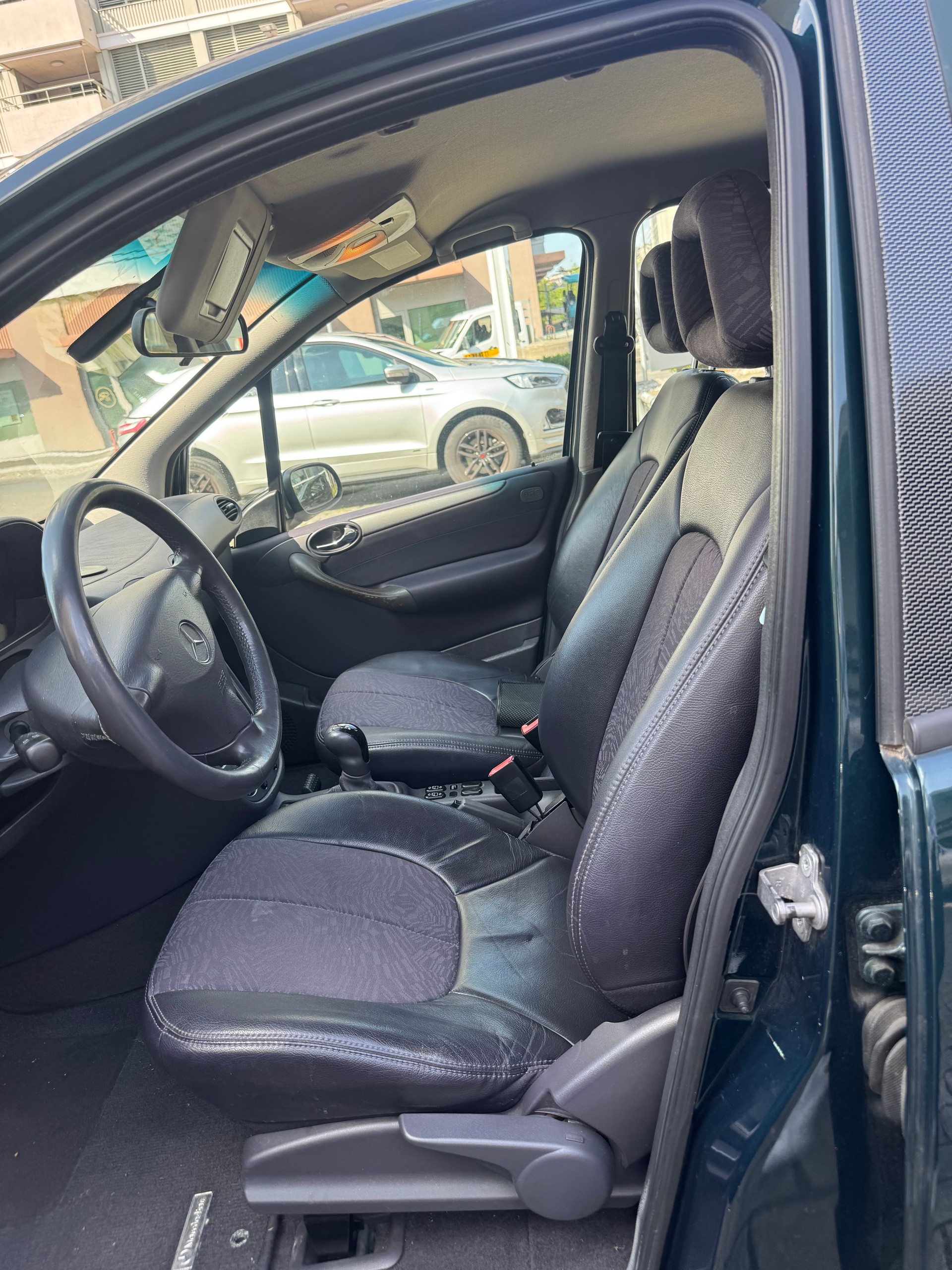 MERCEDES-BENZ A 160 Elégance-image-4