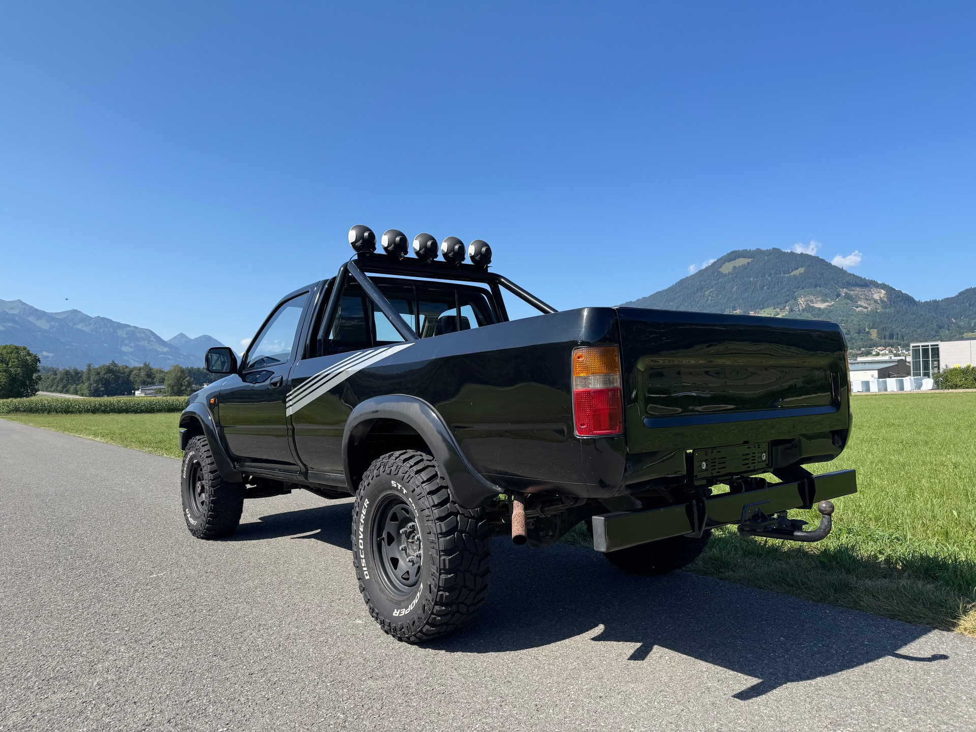 TOYOTA HI-LUX 2.4 4x4-image-3