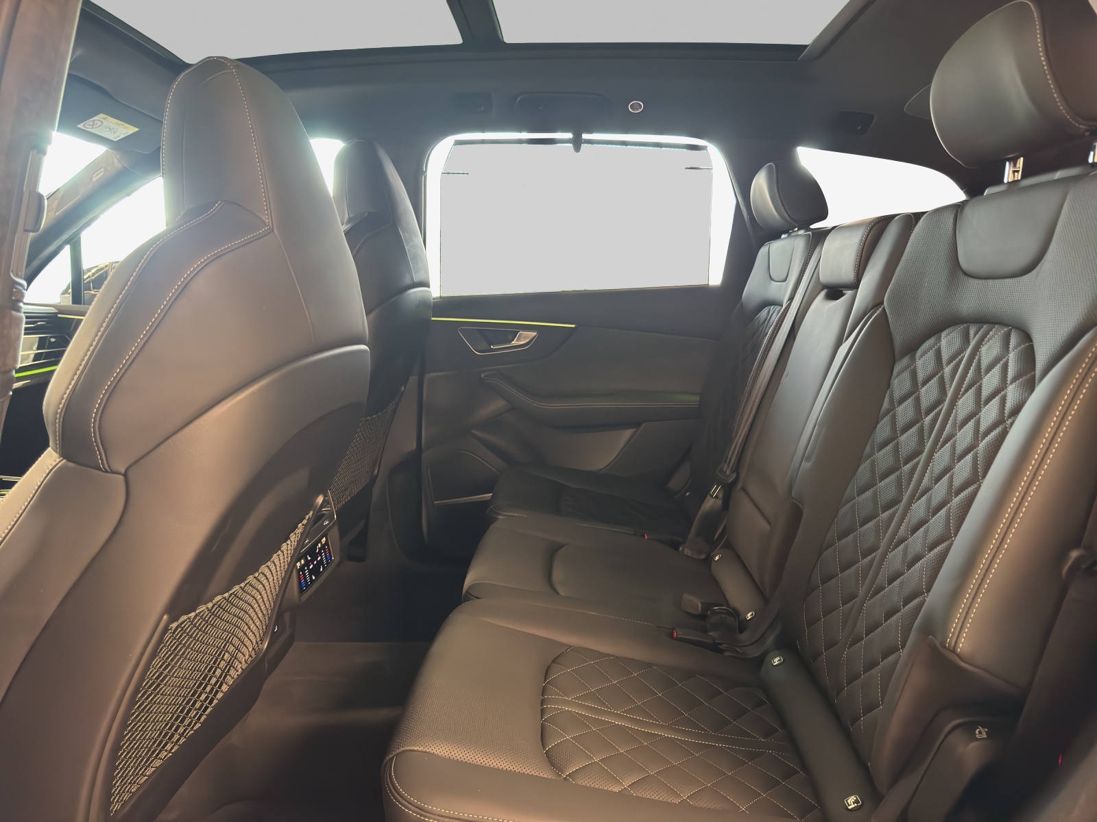 AUDI SQ7 TFSI quattro tiptronic-image-11