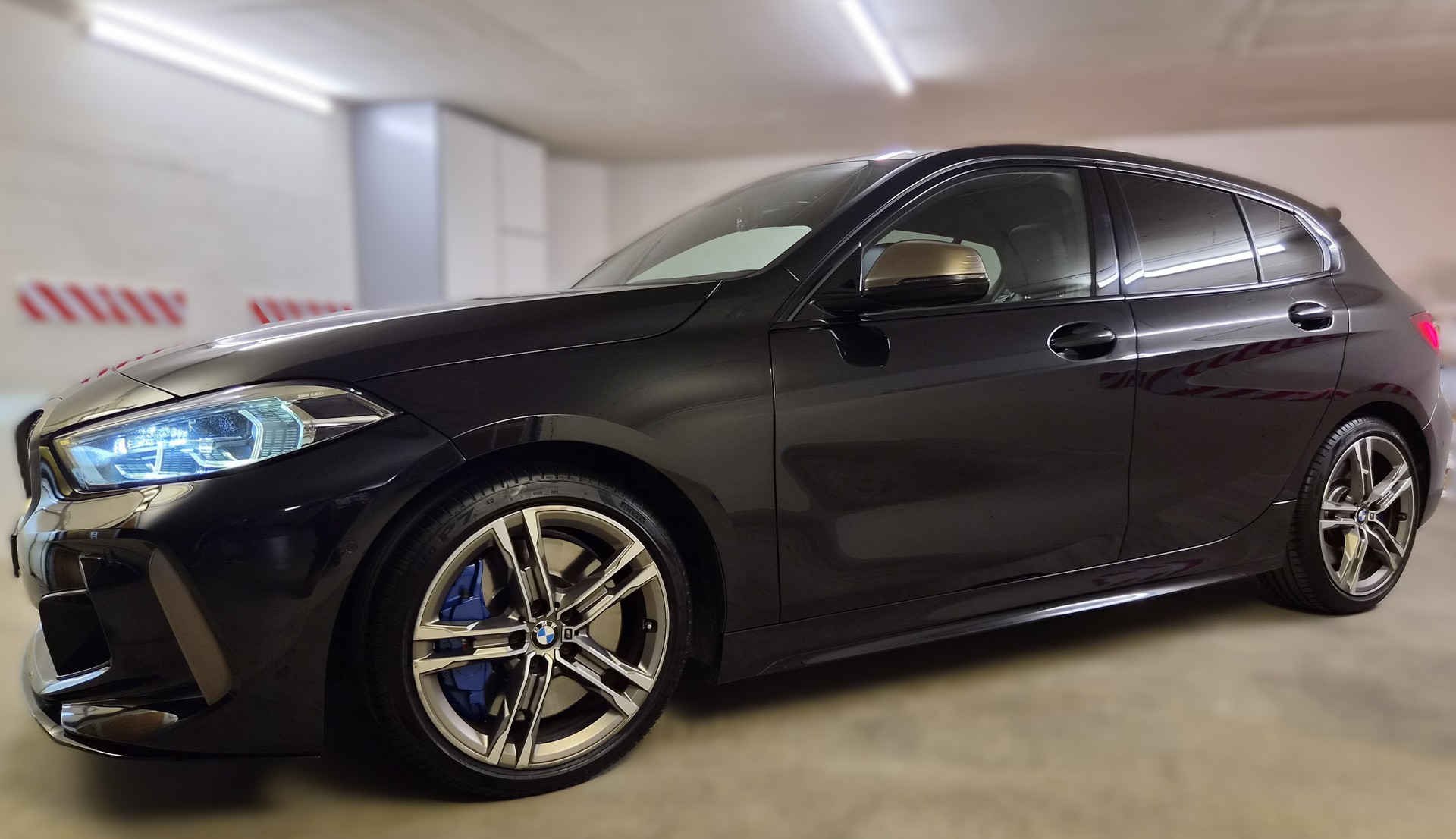 BMW M135i xDrive Steptronic-image-1