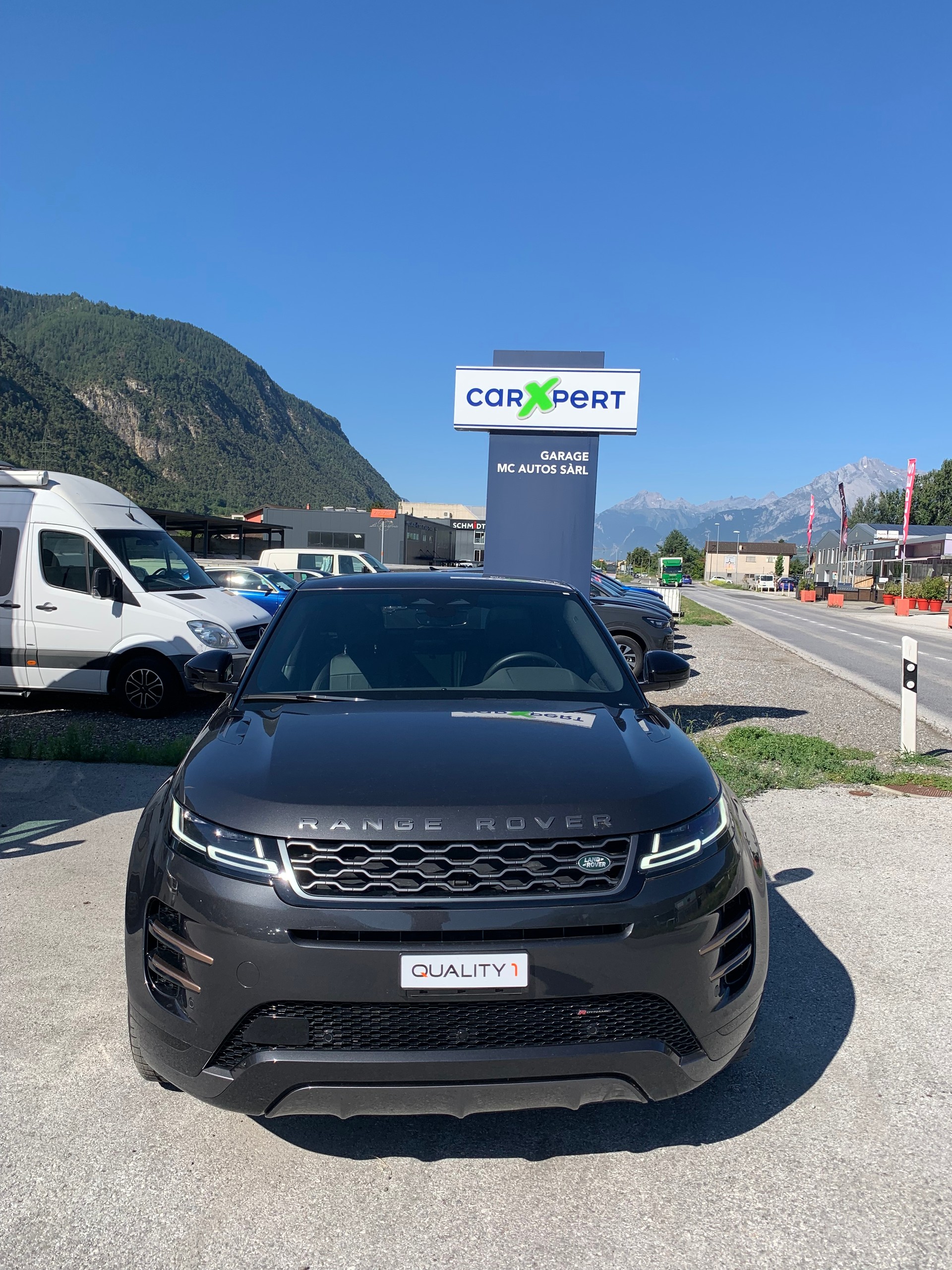 LAND ROVER Range Rover Evoque R-Dynamic P 300e SE AT8-image-0