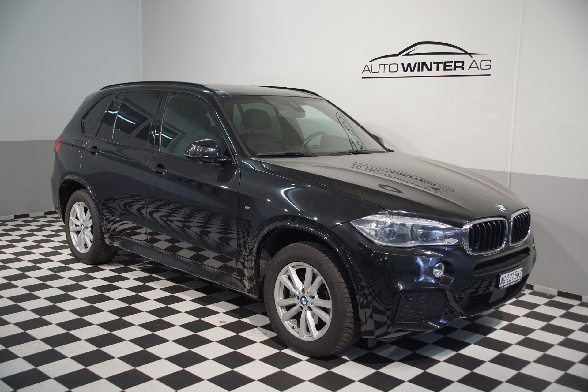 BMW X5 xDrive 30d Pure M Sport Steptronic-showroom-element-1