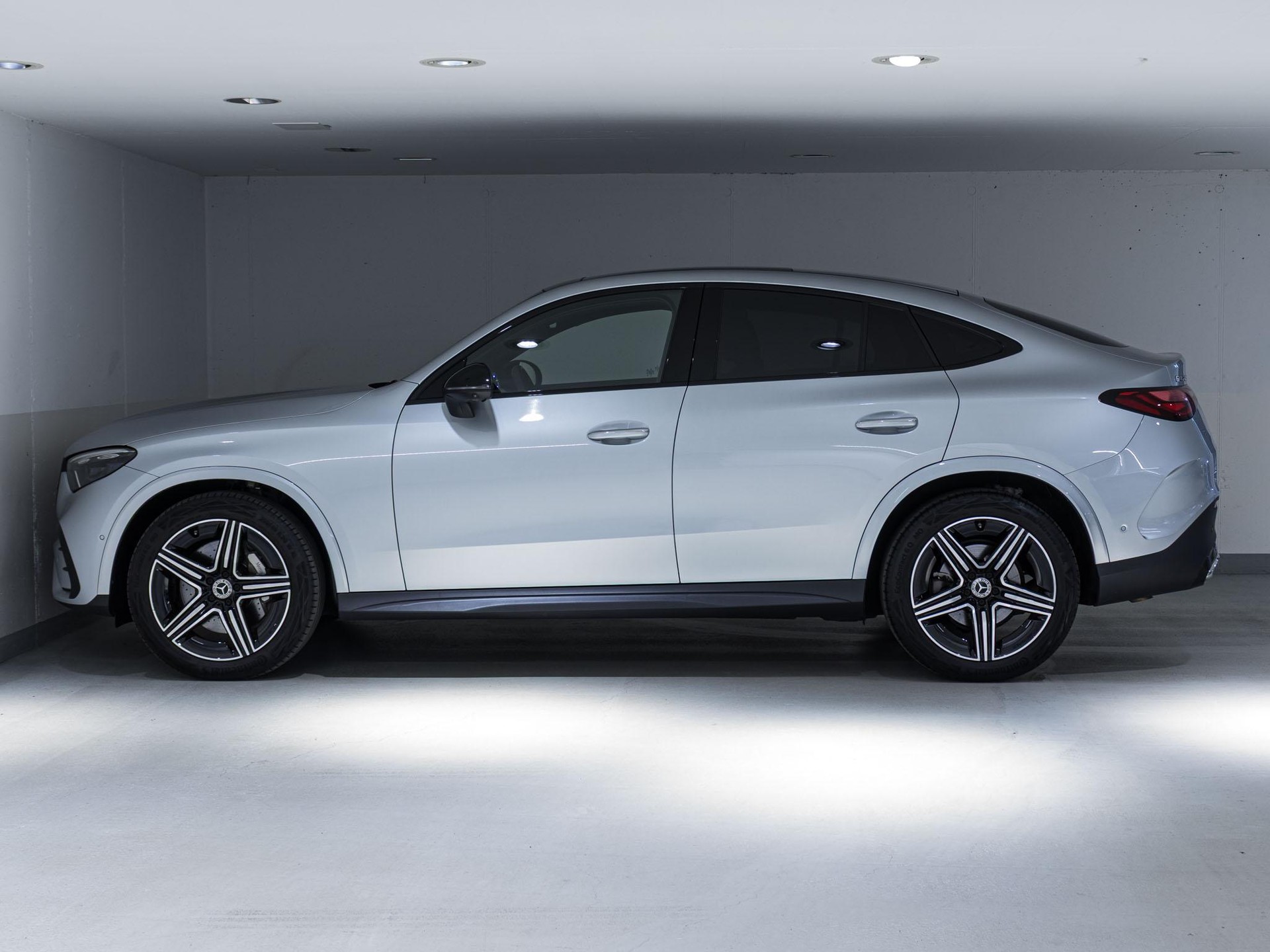 MERCEDES-BENZ GLC 200 4MATIC Coupé-image-4
