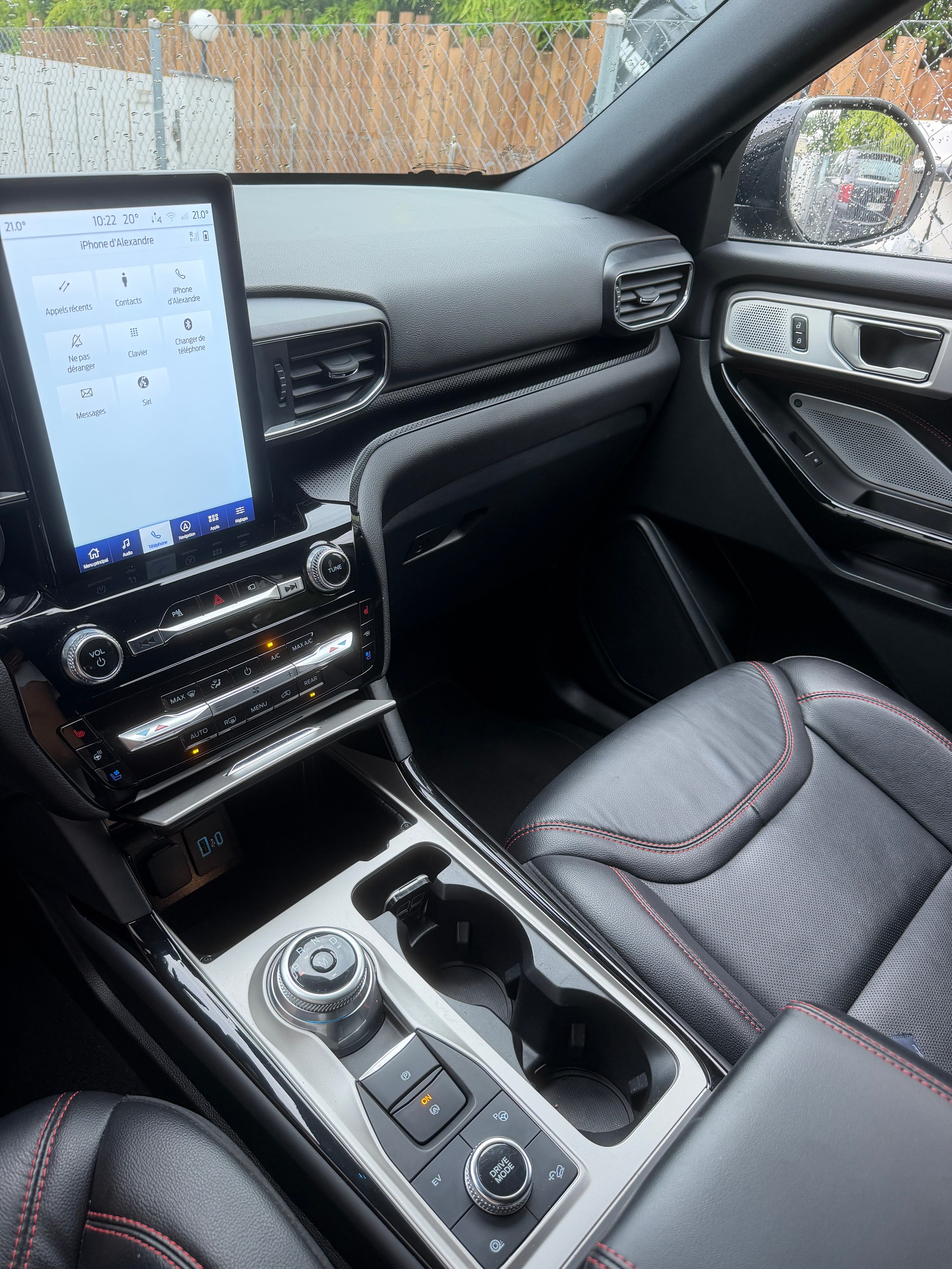 FORD 3.0 V6 Plug-in Hybrid Platinum-image-2
