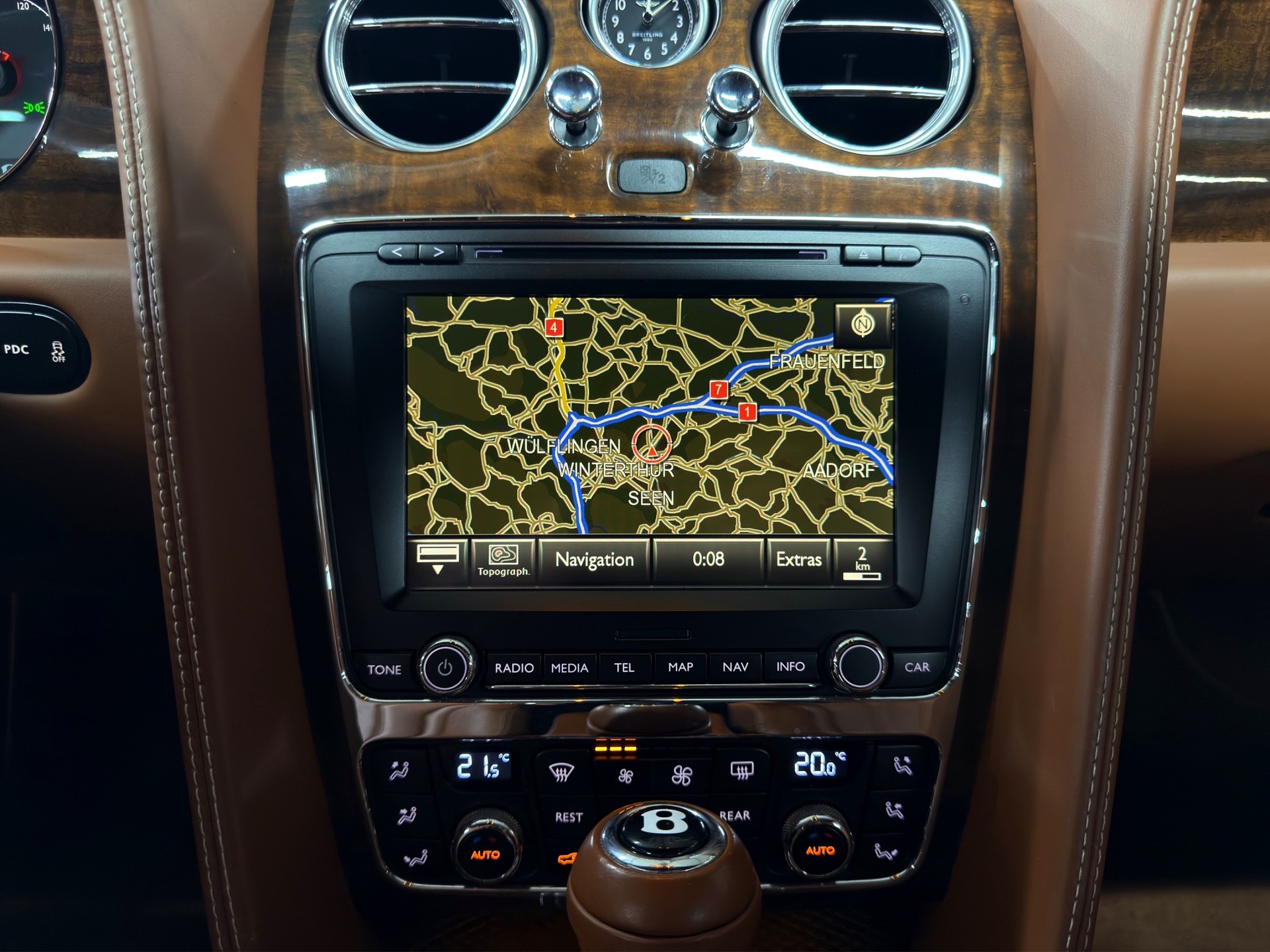 BENTLEY Continental GT 4.0 V8-image-17