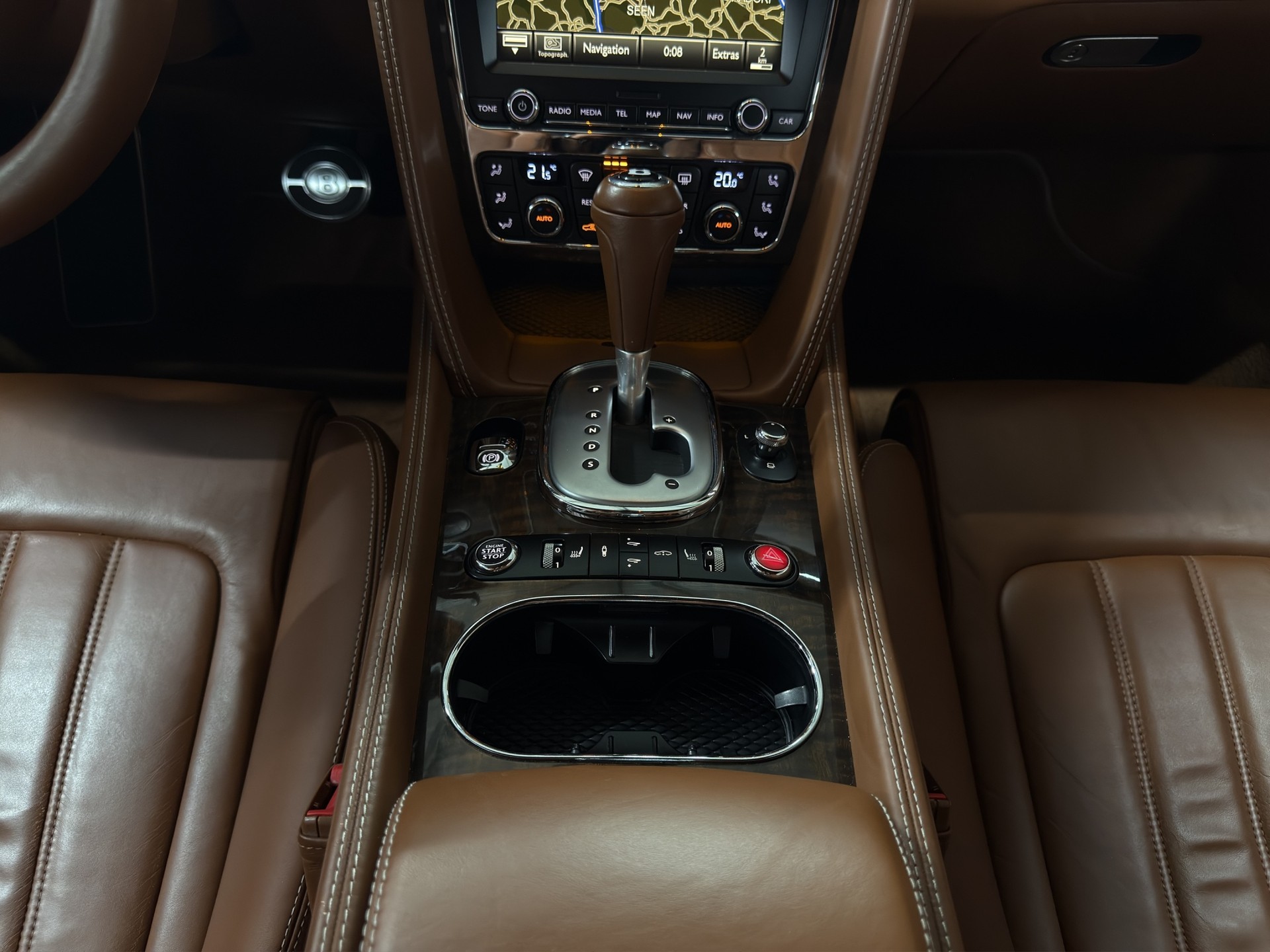BENTLEY Continental GT 4.0 V8-image-18