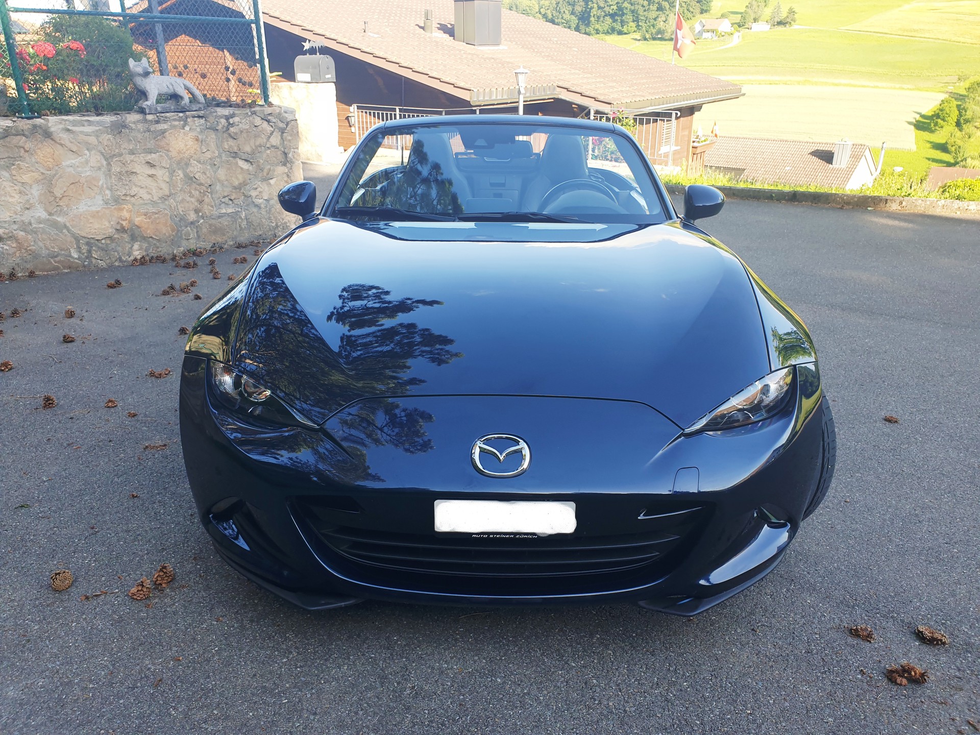 MAZDA 2.0 Revolution-image-1