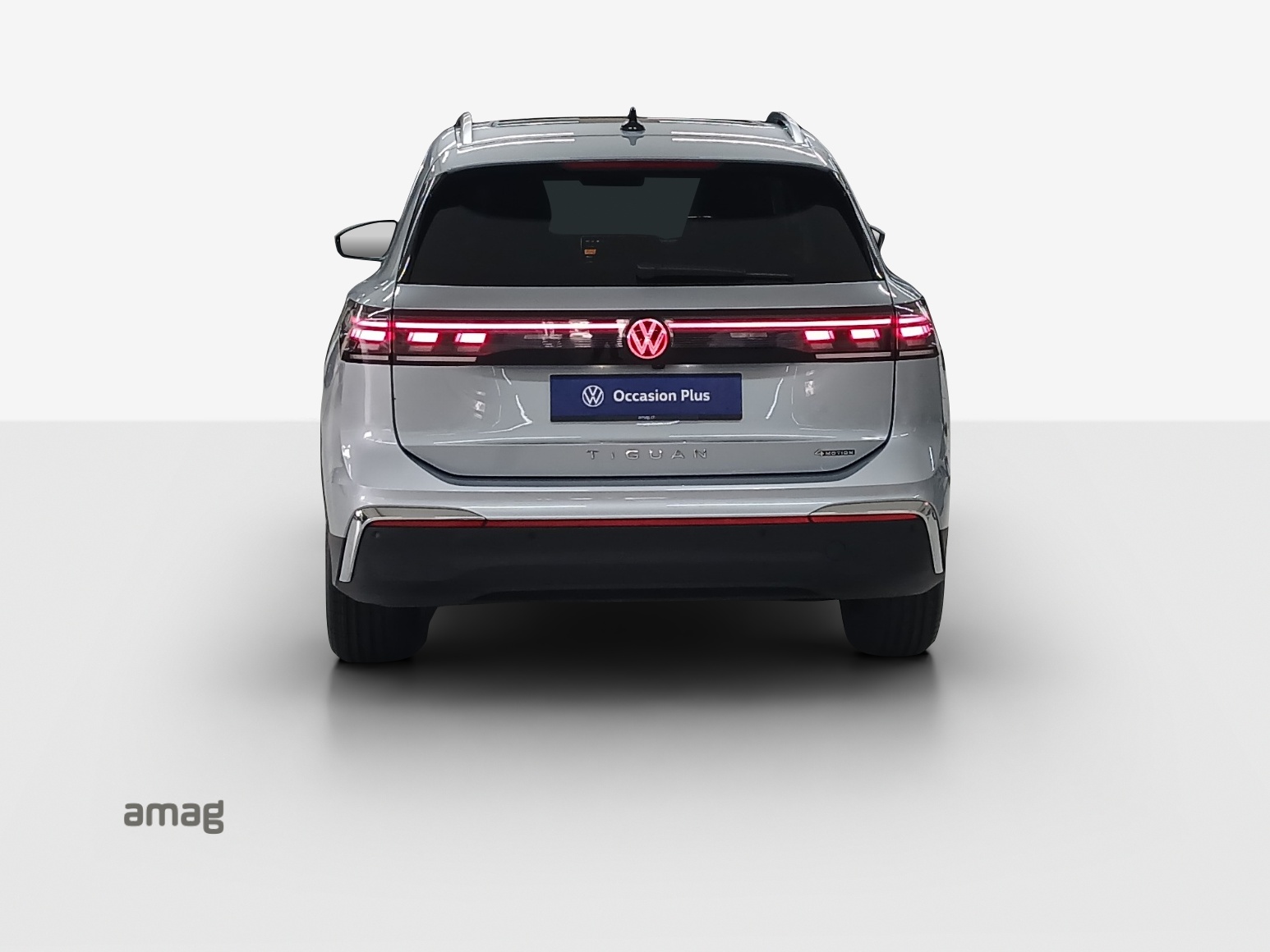 VW Tiguan 2.0 TSI DSG Elegance 4Motion-image-3