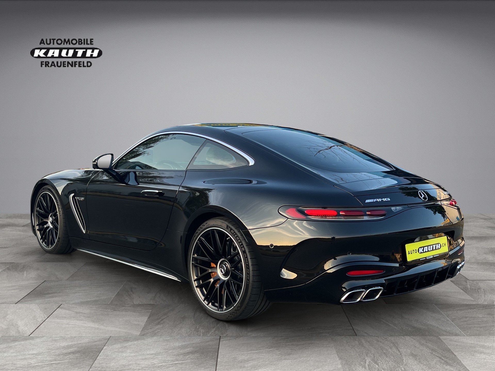 MERCEDES-BENZ AMG GT 63 4Matic+ Executive Edition*Keramik-Bremsen,Brabus Leistung 650 PS*-showroom-element-2