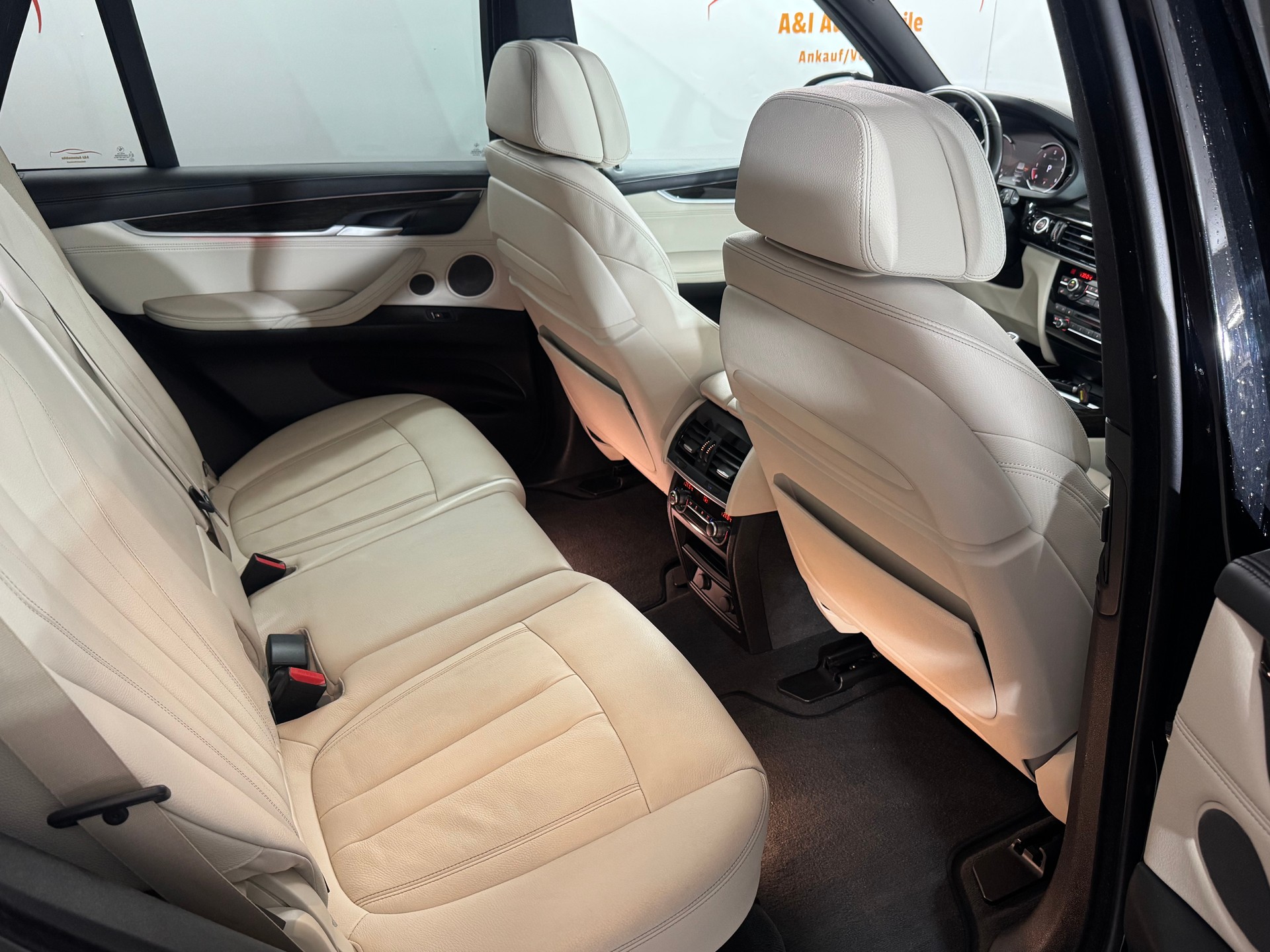 BMW X5 xDrive 40d Steptronic M-Paket-image-10