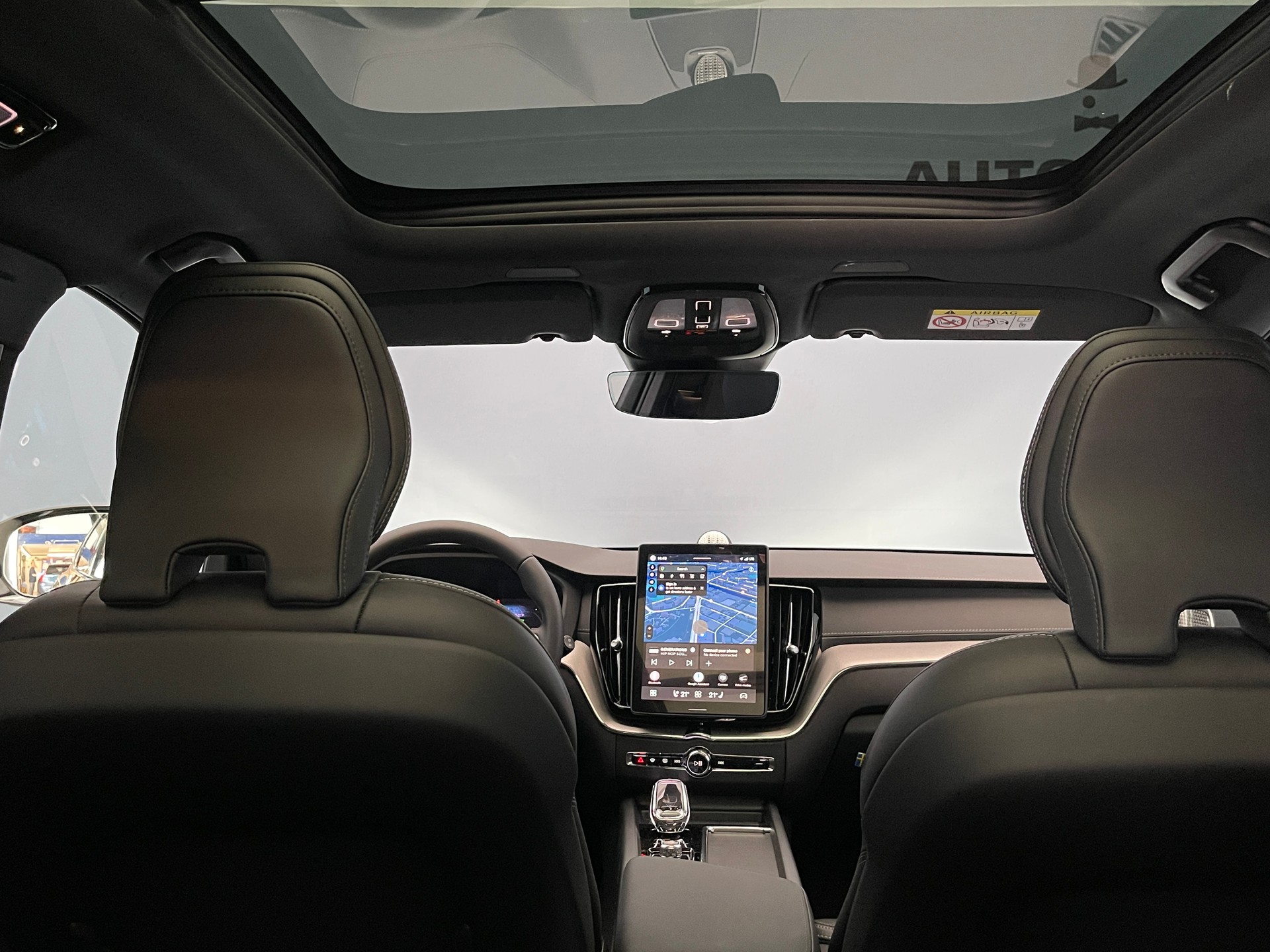 VOLVO XC60 2.0 T8 TE Black Edition eAWD-image-13