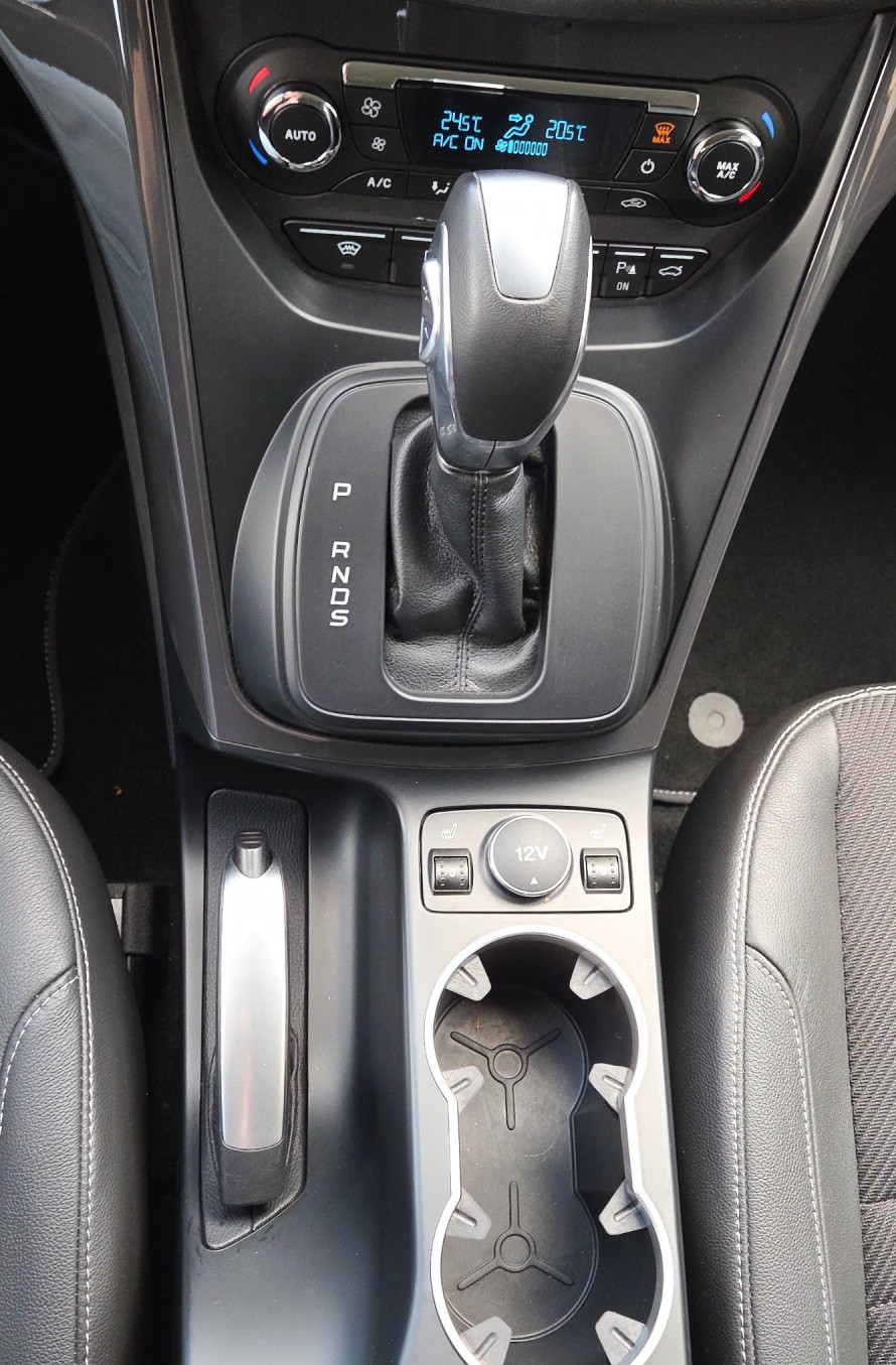 FORD Kuga 2.0 TDCi Carving 4WD PowerShift-image-15