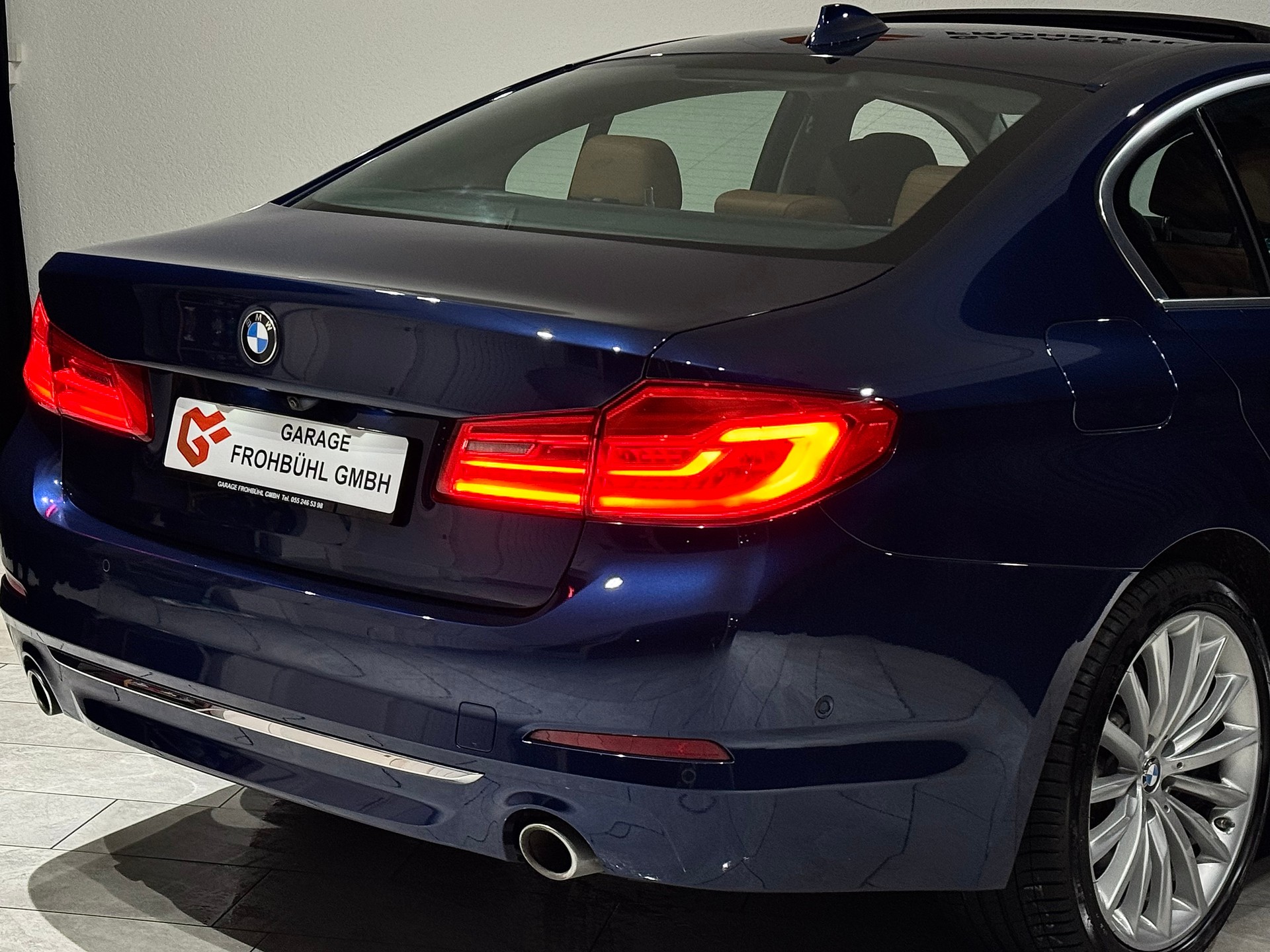 BMW 530d xDrive Luxury Line Steptronic | 1.Hand | CH |-image-8