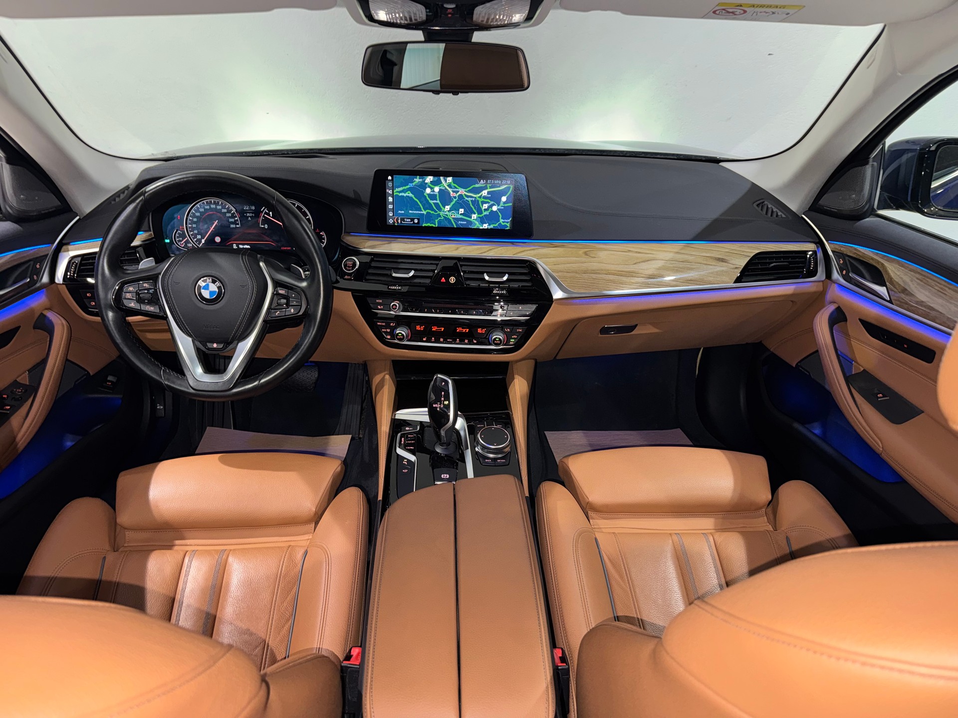 BMW 530d xDrive Luxury Line Steptronic | 1.Hand | CH |-image-16