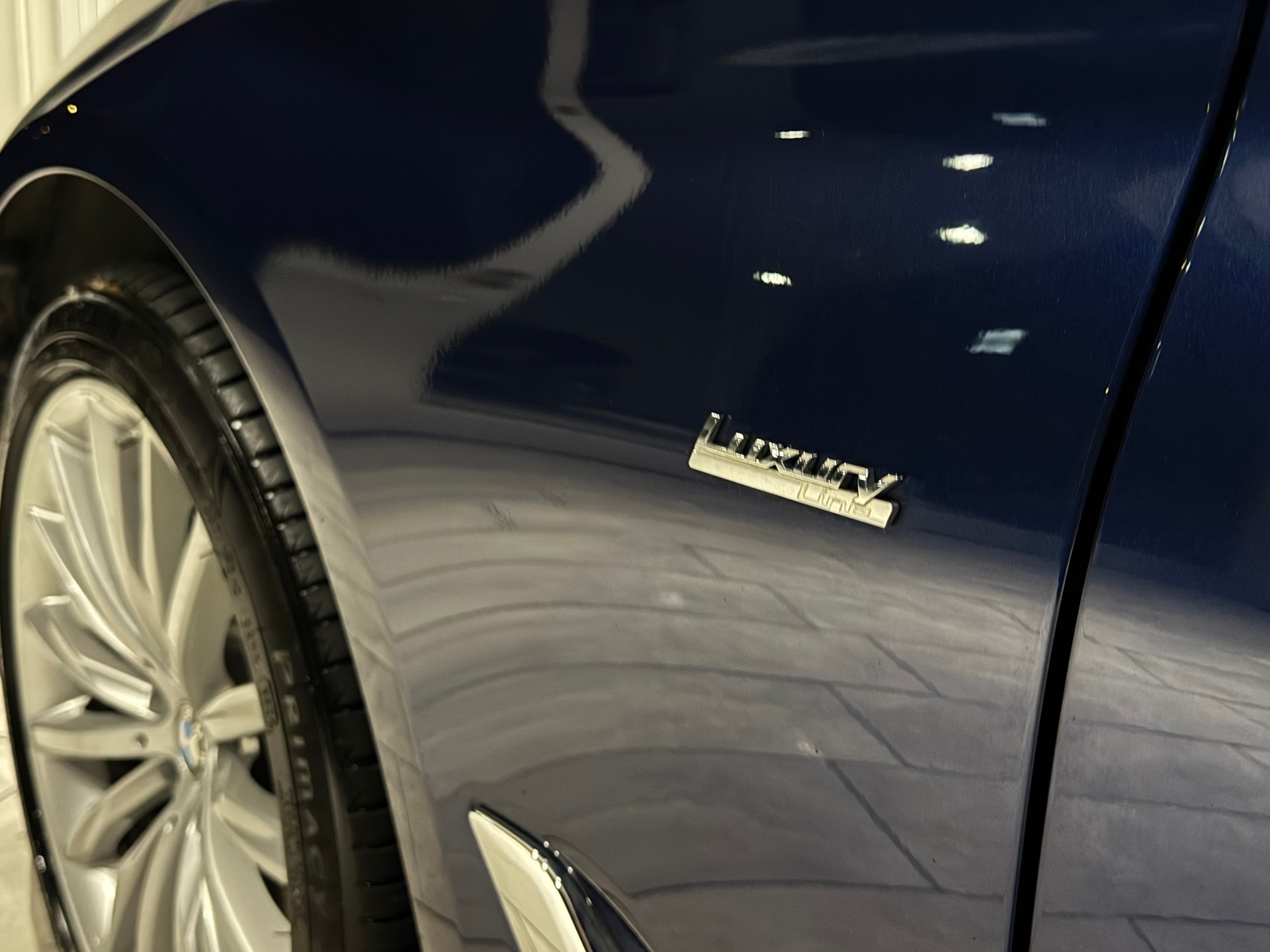 BMW 530d xDrive Luxury Line Steptronic | 1.Hand | CH |-image-11