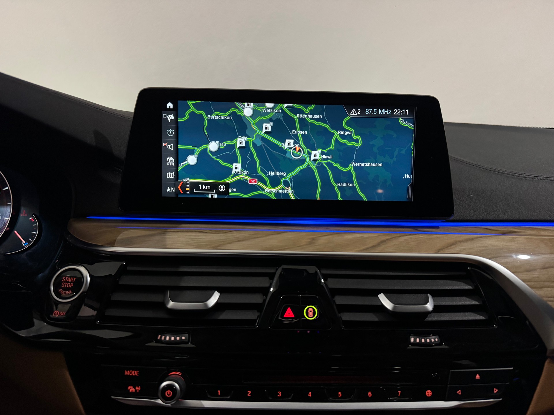 BMW 530d xDrive Luxury Line Steptronic | 1.Hand | CH |-image-13