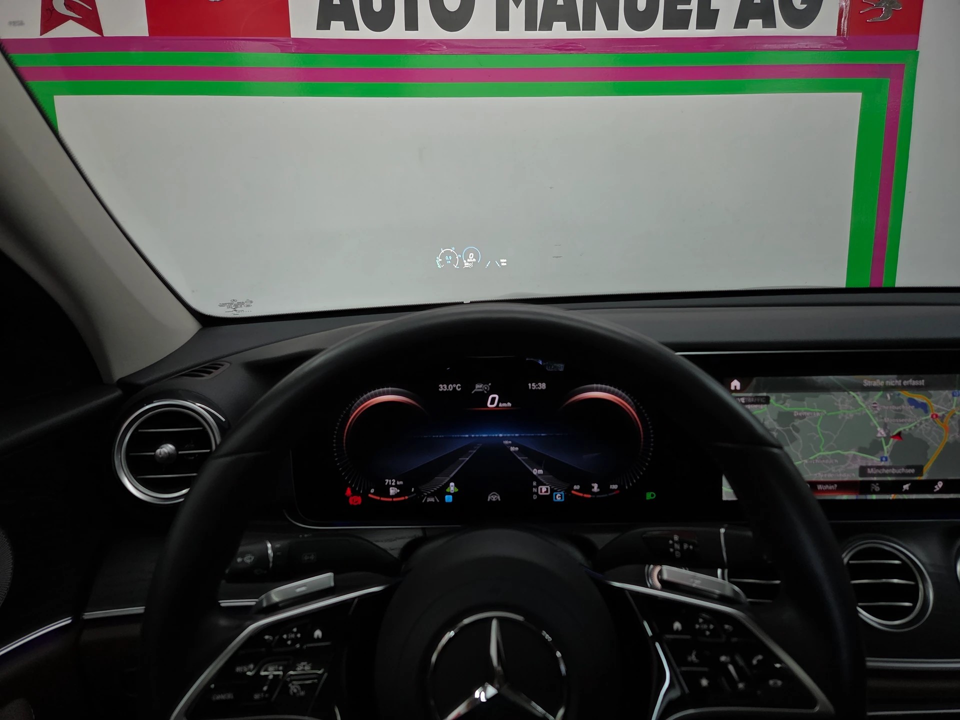 MERCEDES-BENZ E 220 d Avantgarde 9G-Tronic-image-9