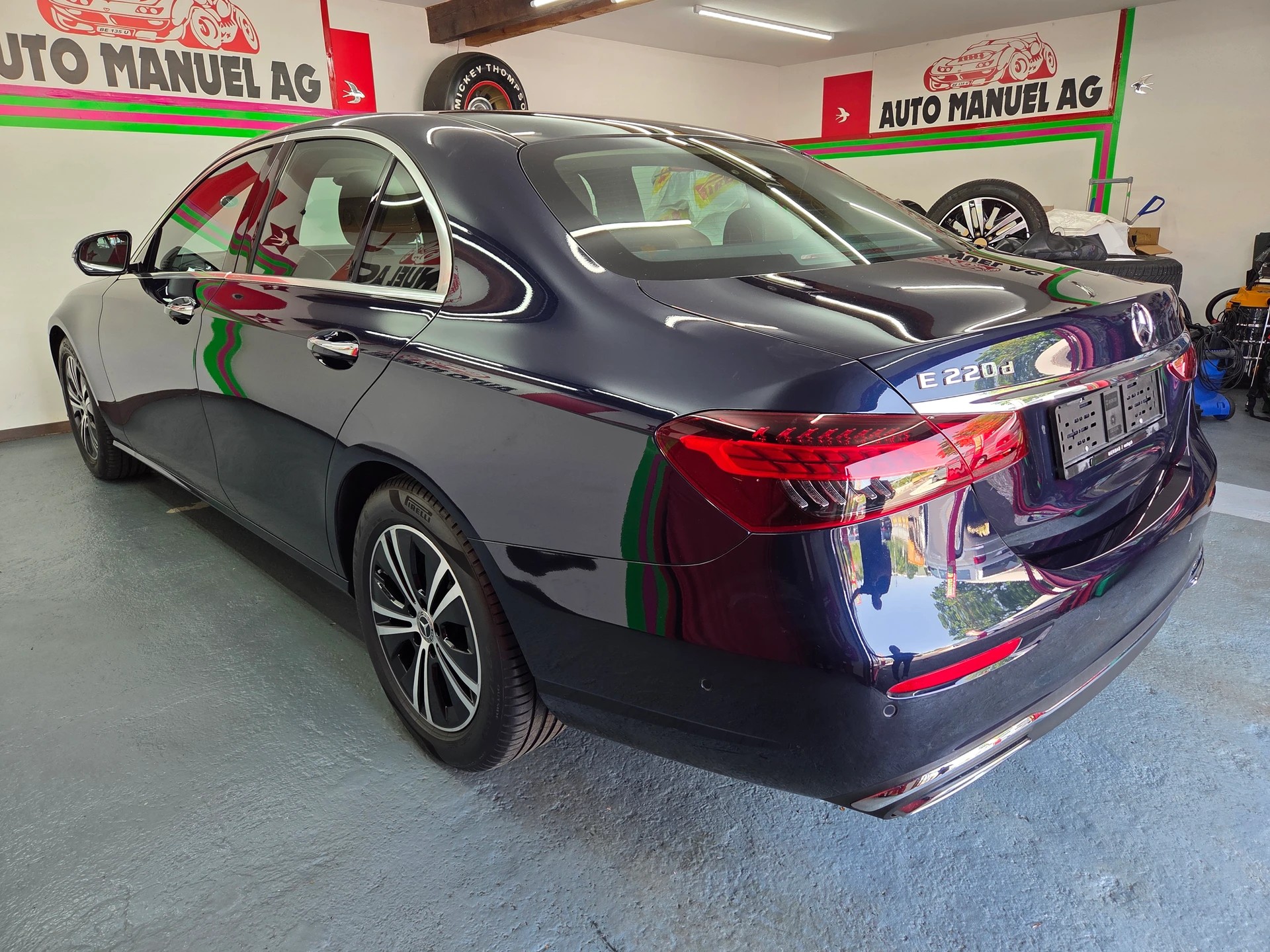 MERCEDES-BENZ E 220 d Avantgarde 9G-Tronic-image-6