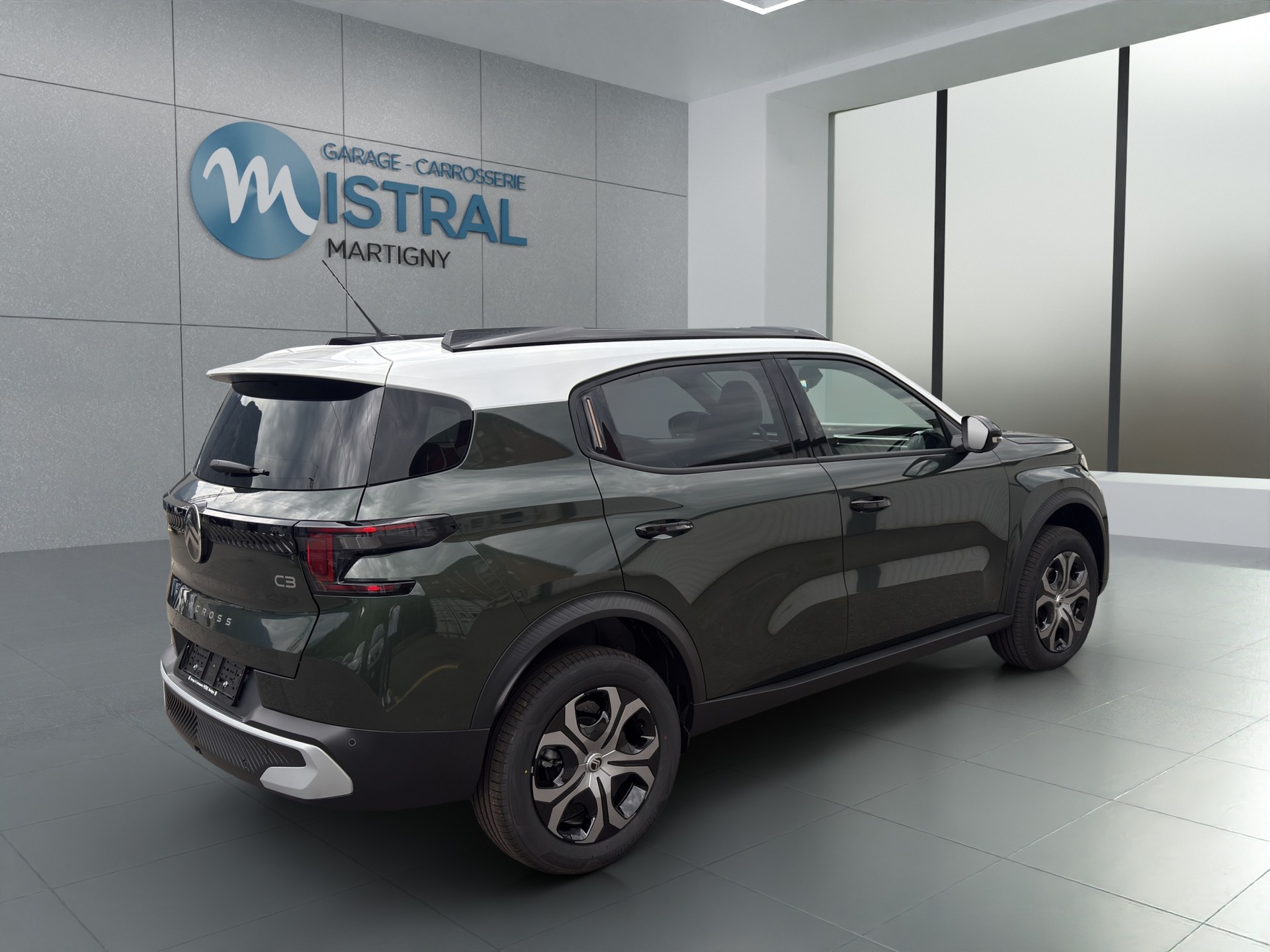 CITROEN C3 Aircross 1.2 Hybrid Plus-image-3