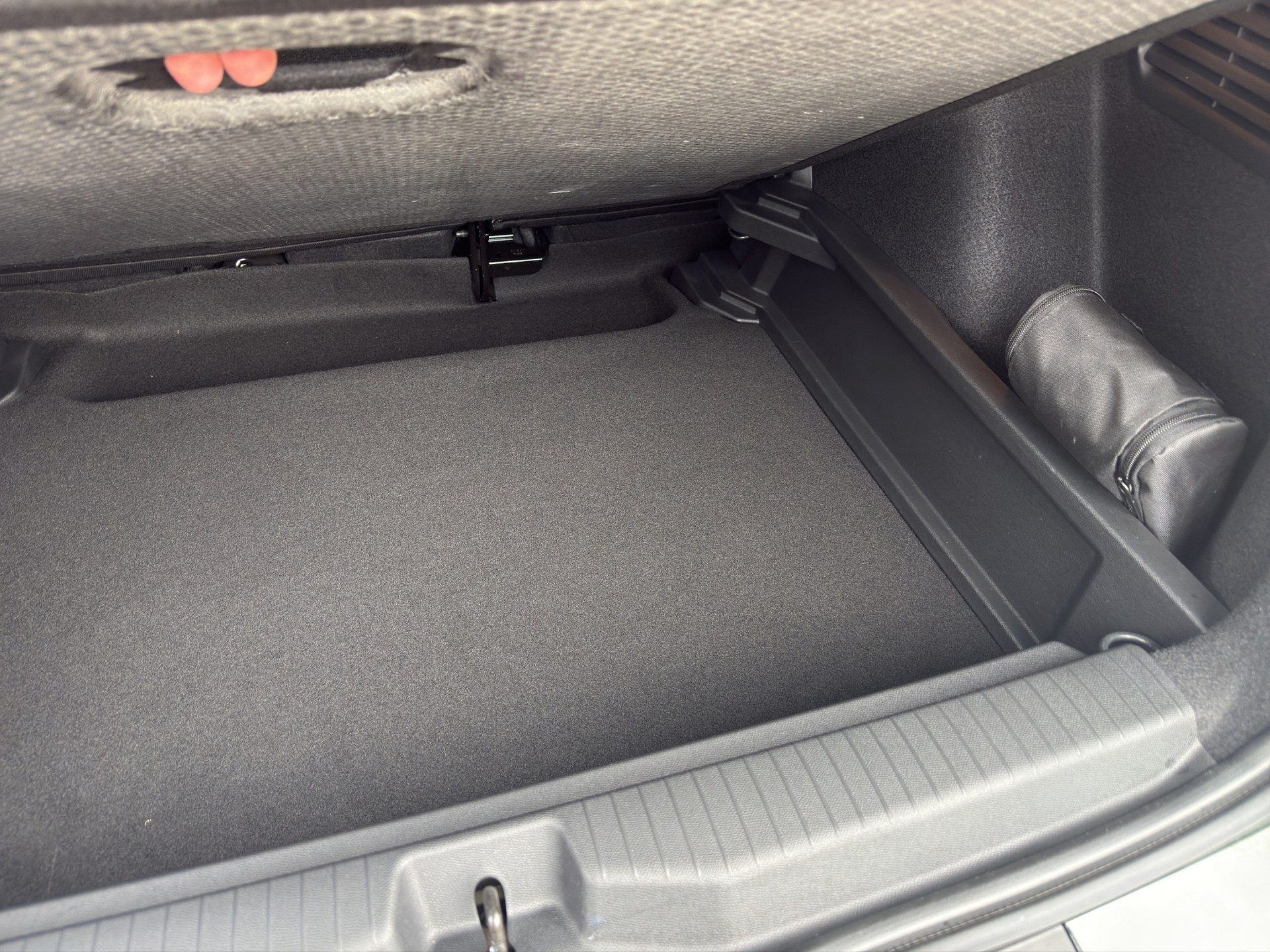 CITROEN C3 Aircross 1.2 Hybrid Plus-image-17
