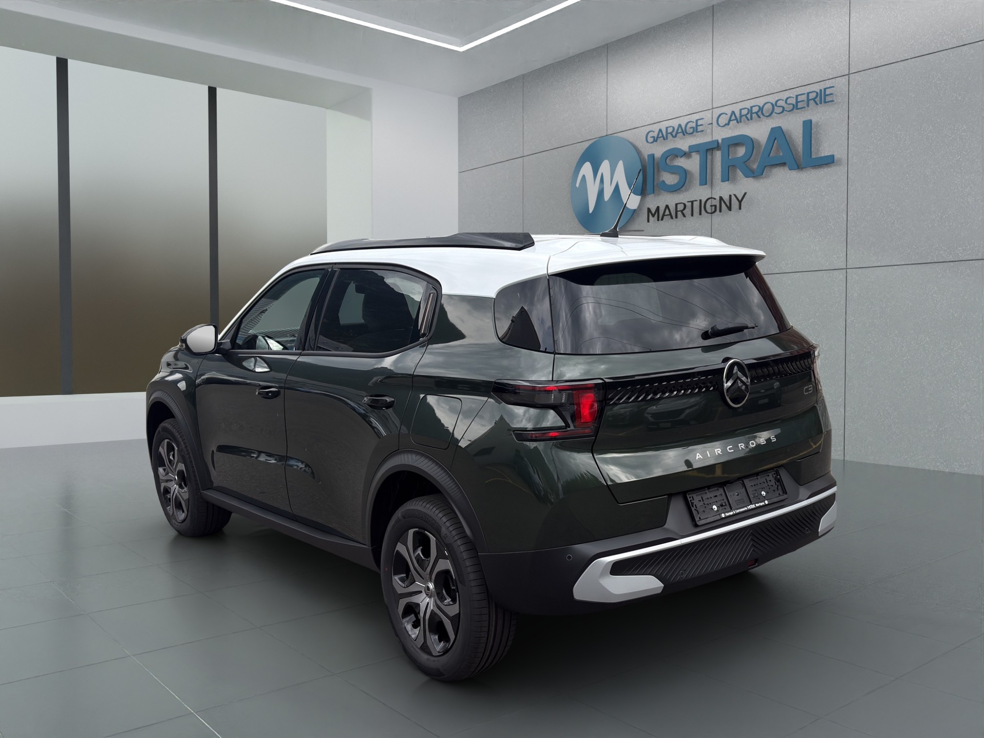 CITROEN C3 Aircross 1.2 Hybrid Plus-image-1