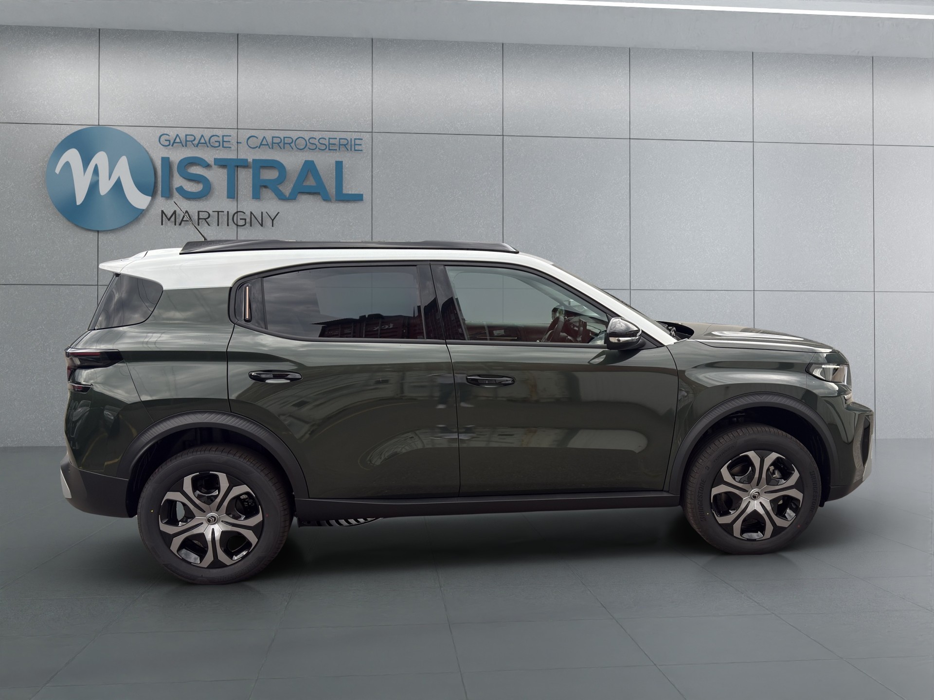 CITROEN C3 Aircross 1.2 Hybrid Plus-image-4