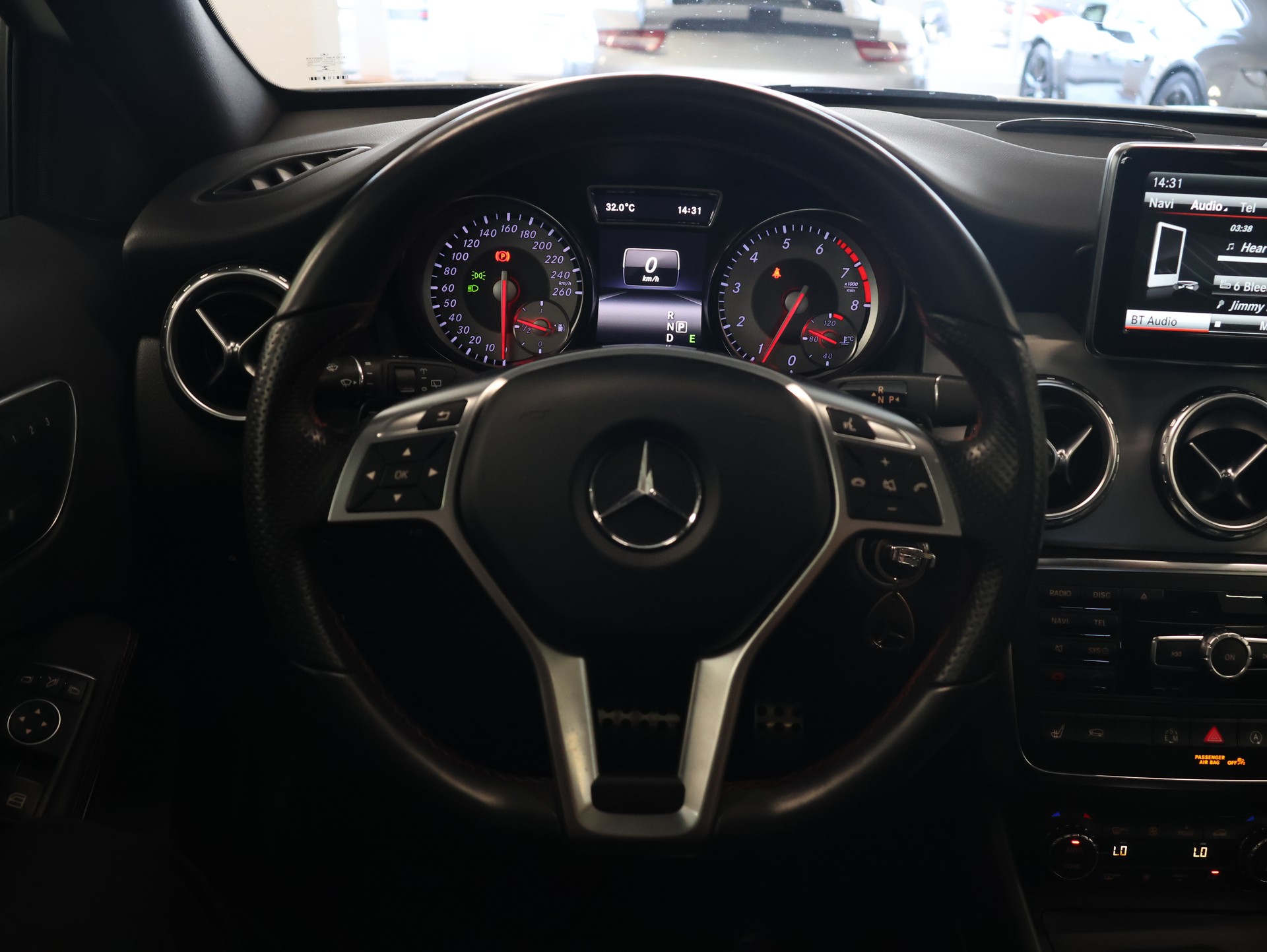MERCEDES-BENZ GLA 250 4Matic 7G-DCT *Sitzheizung* *Rückfahrkamera* *Panoramadach*-image-15