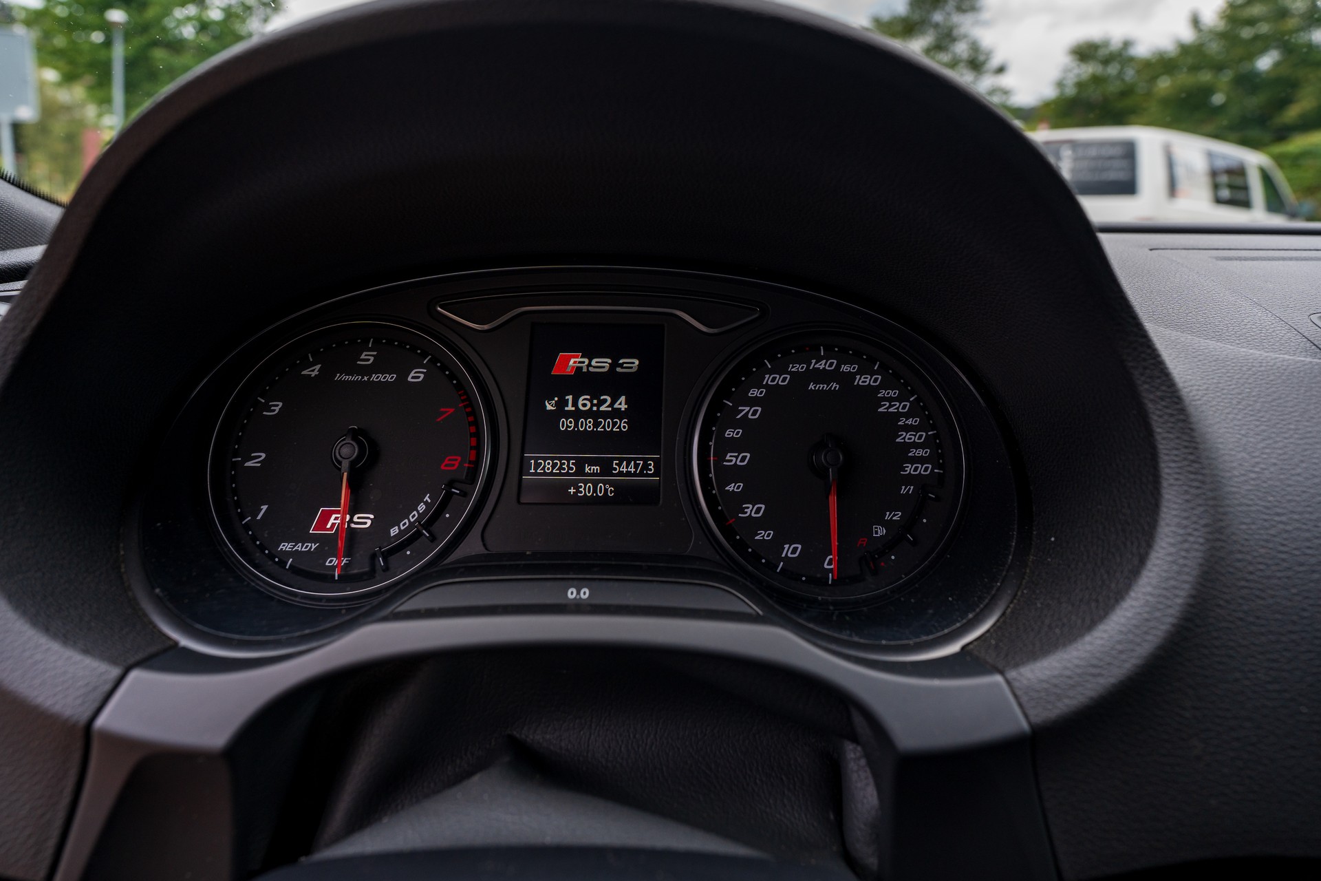 AUDI RS3 2.5 T FSI quattro S-Tronic-image-9