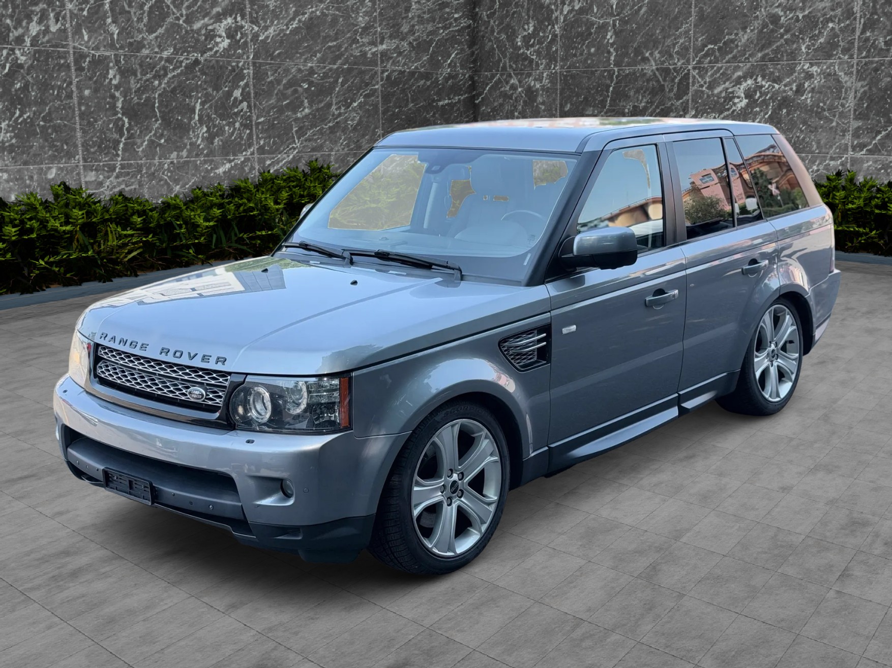 LAND ROVER Range Rover Sport 3.0 TDV6 Luxury Automatic-image-1