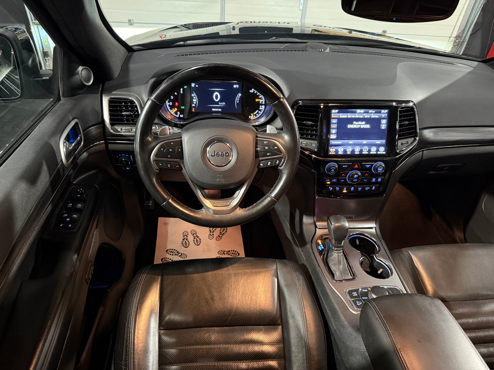 JEEP Grand Cherokee 3.0 CRD Night Eagle Automatic-image-10