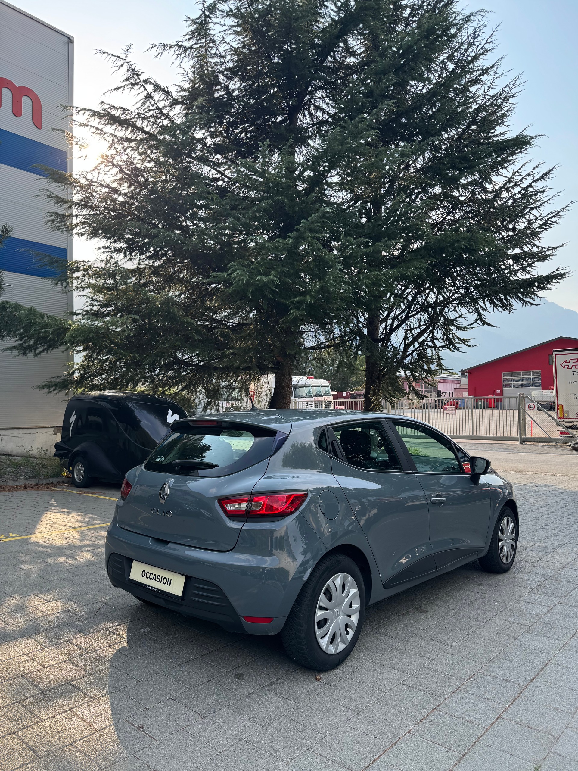 RENAULT Clio 0.9 Life-image-2