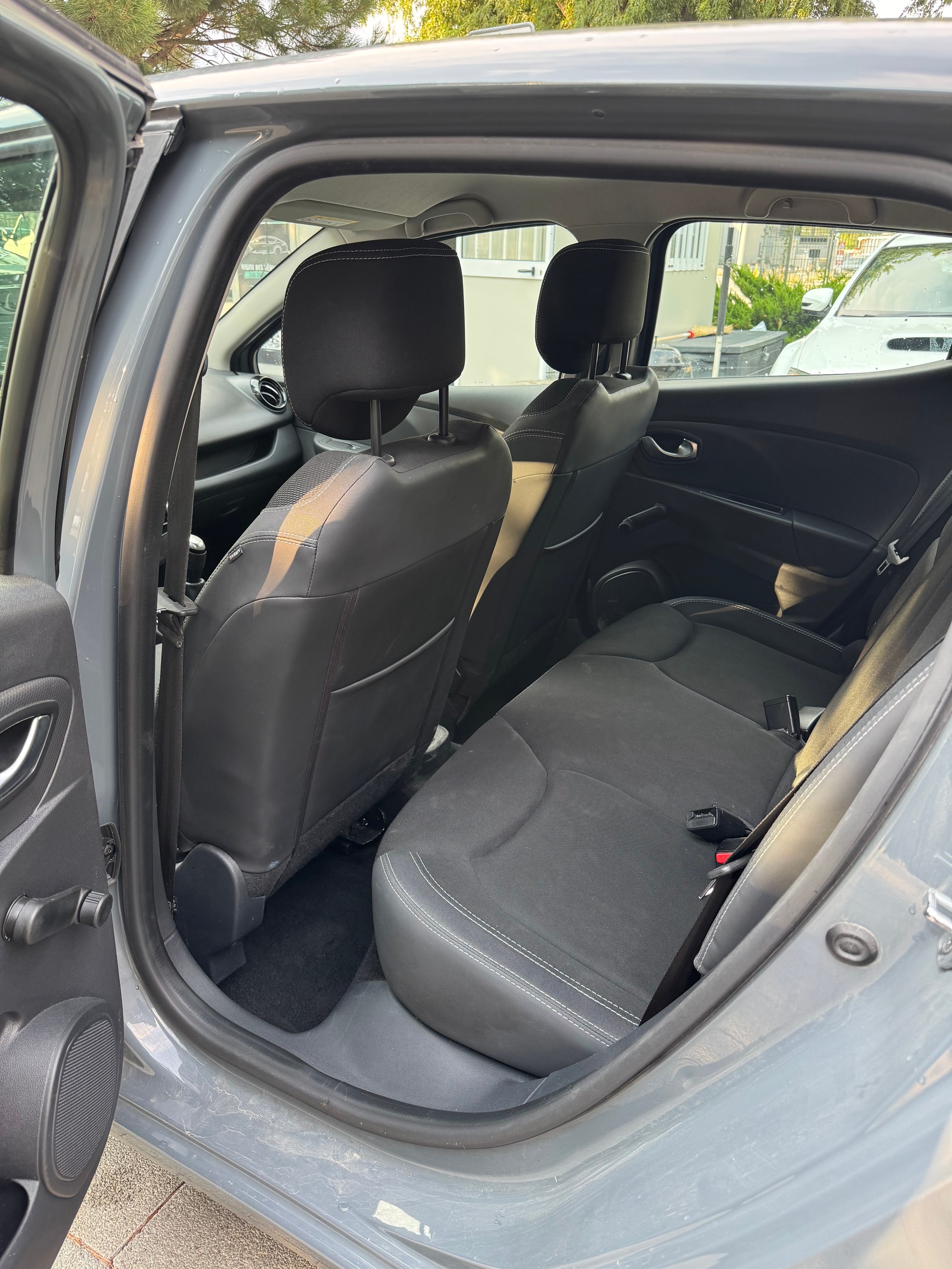 RENAULT Clio 0.9 Life-image-4
