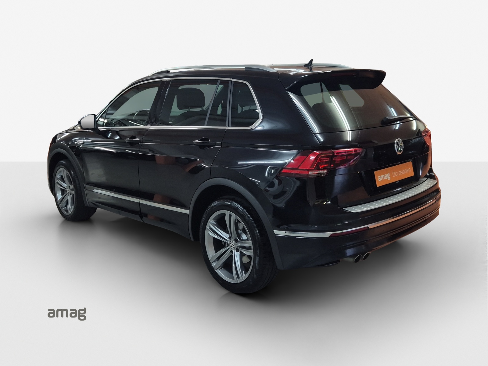 VW Tiguan 2.0TSI Highline 4Motion DSG-image-2