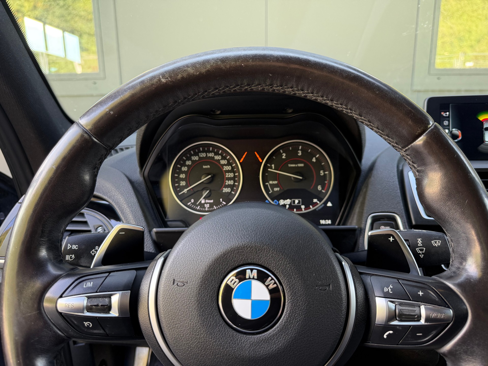 BMW 120d xDrive M Sport Steptronic-image-8