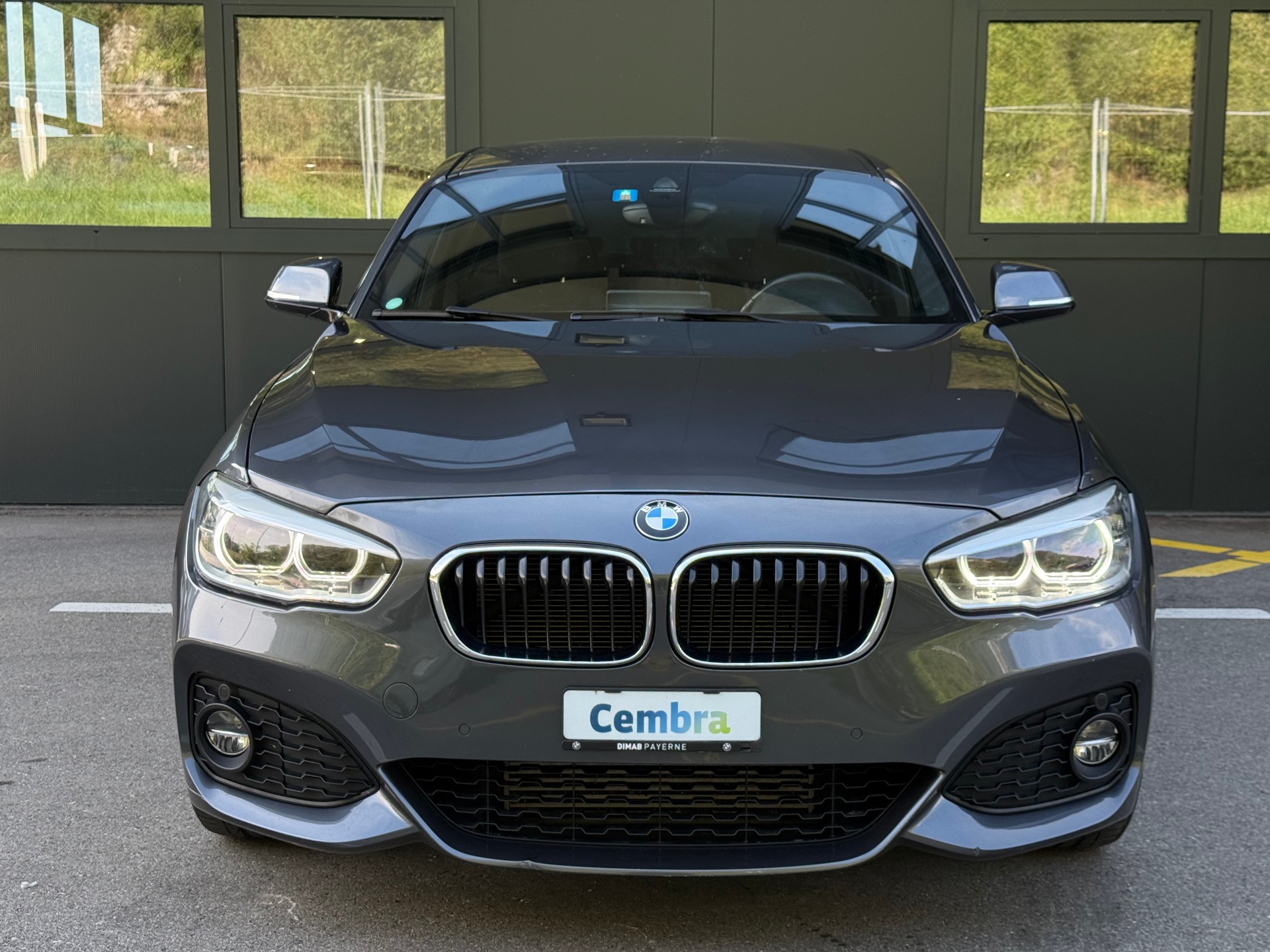 BMW 120d xDrive M Sport Steptronic-image-2