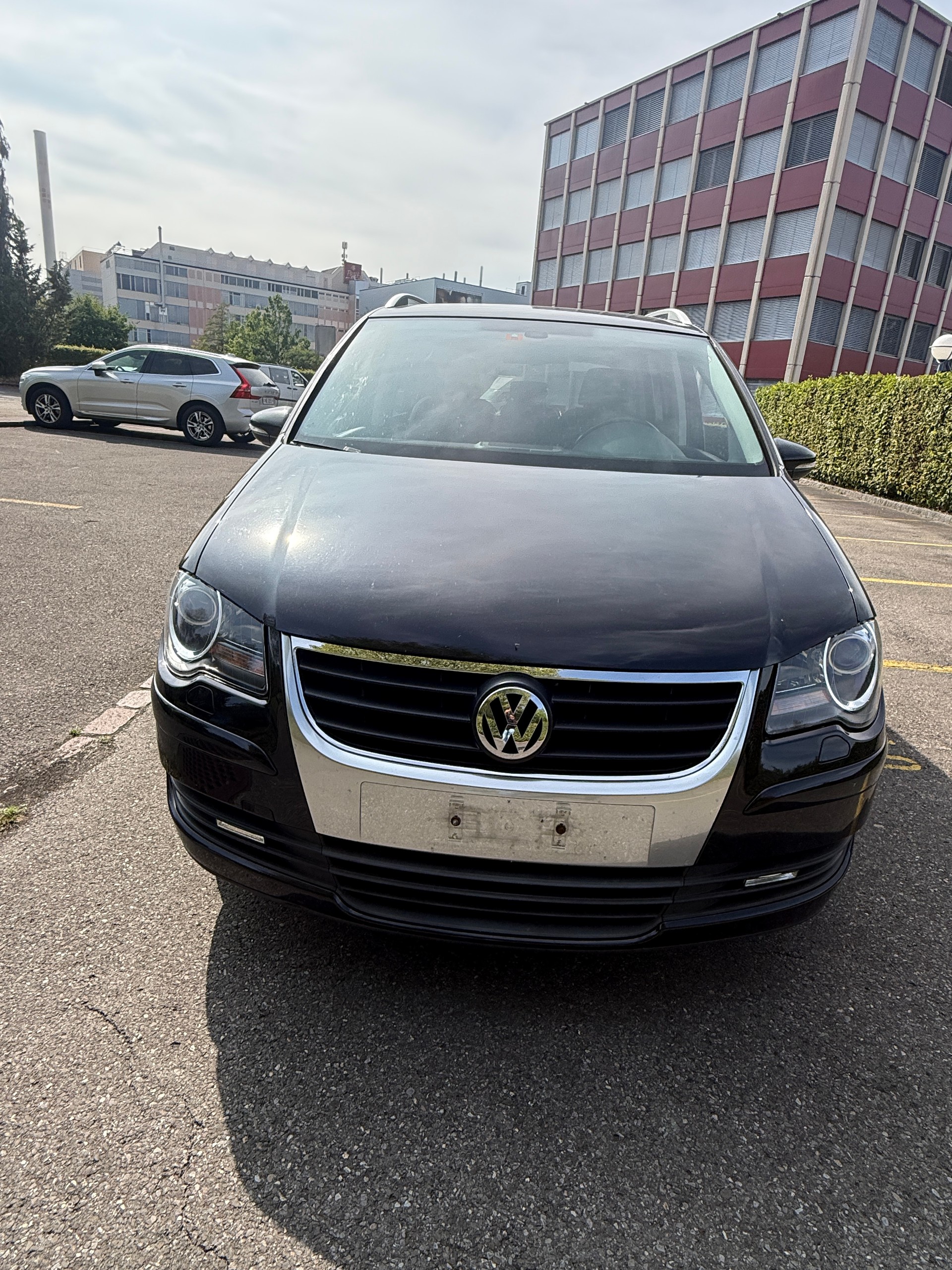 VW Touran 1.4 TSI Highline DSG-image-1
