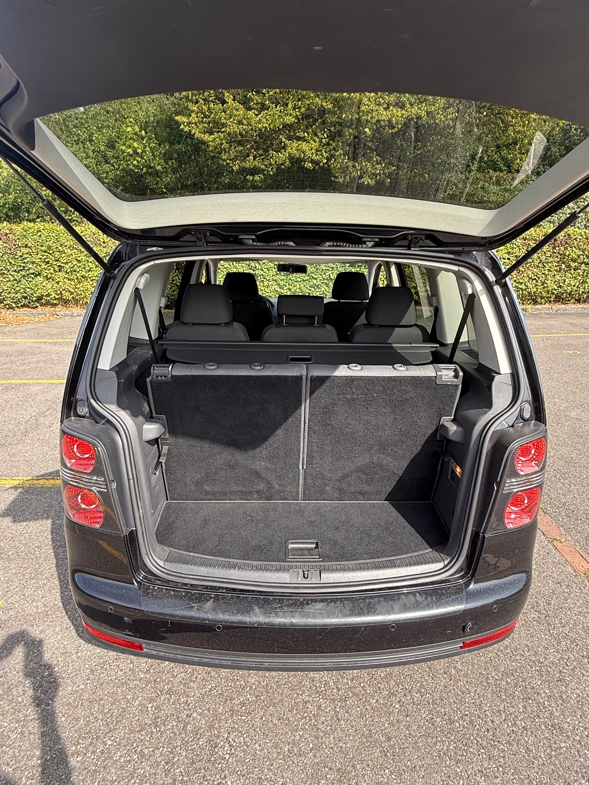 VW Touran 1.4 TSI Highline DSG-image-19