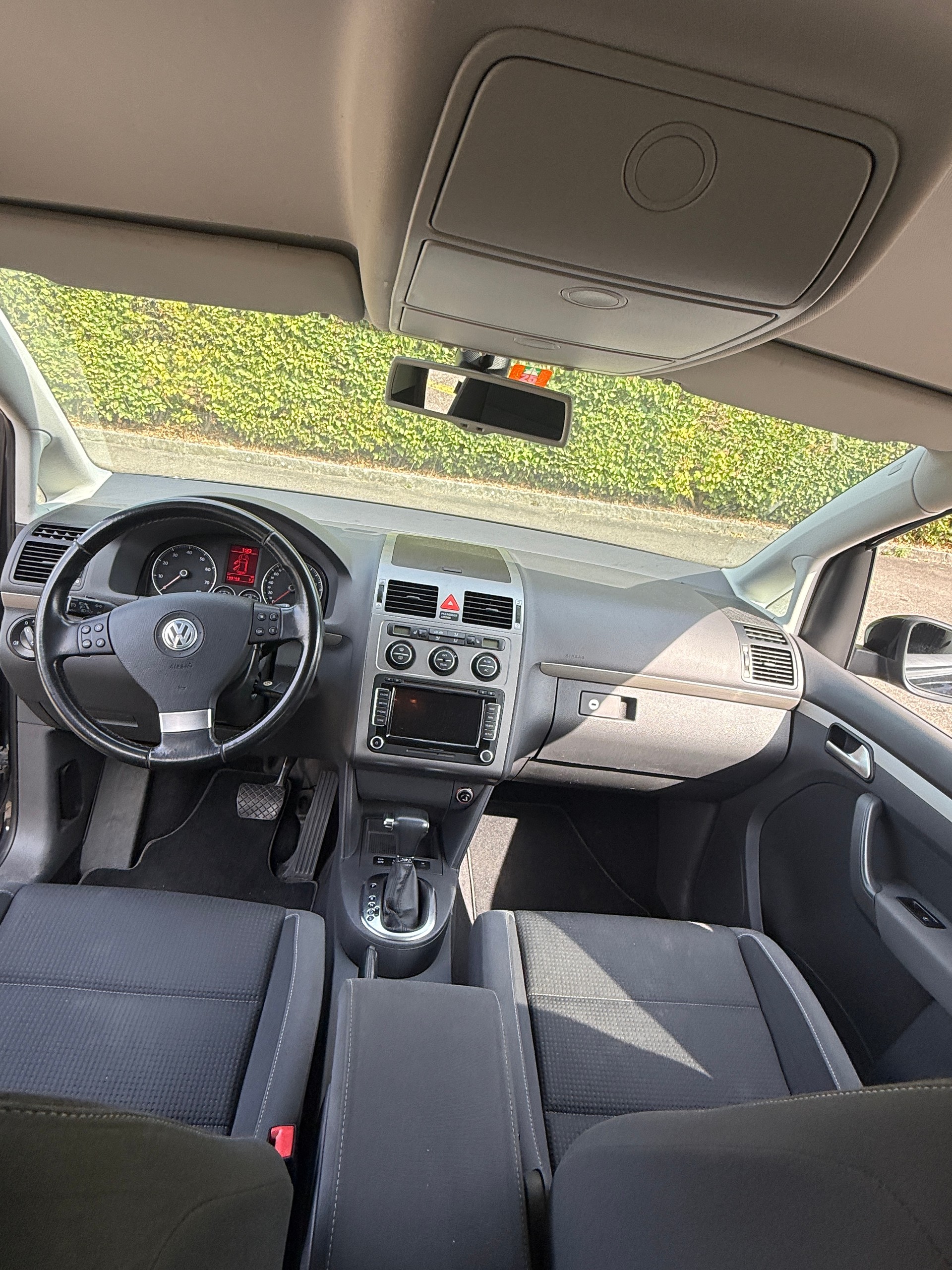 VW Touran 1.4 TSI Highline DSG-image-11