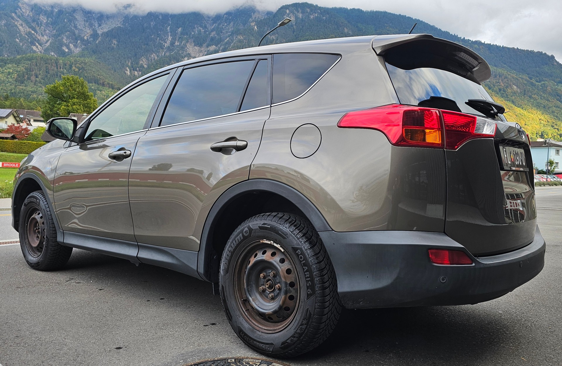 TOYOTA RAV-4 2.2D-4D Sol-showroom-element-3