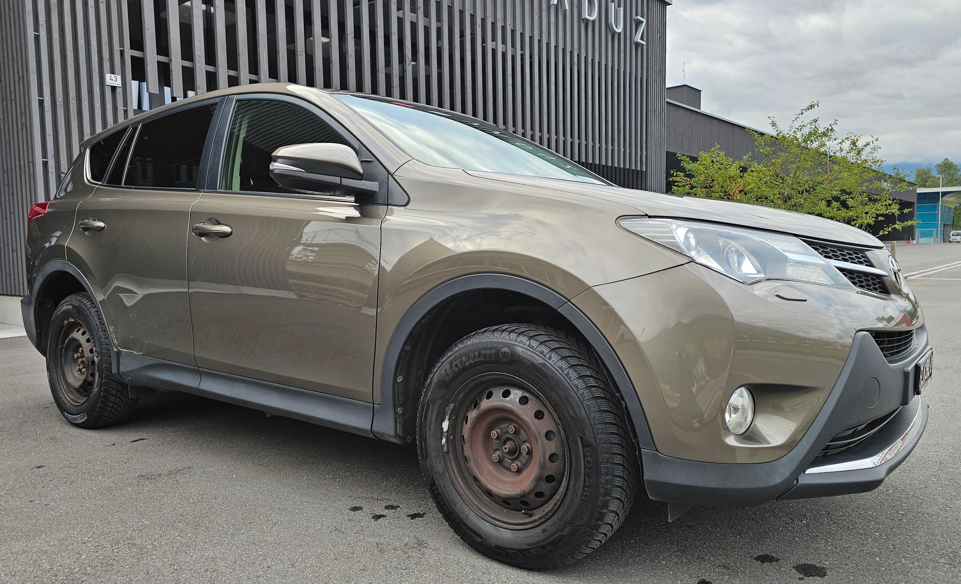 TOYOTA RAV-4 2.2D-4D Sol-image-4