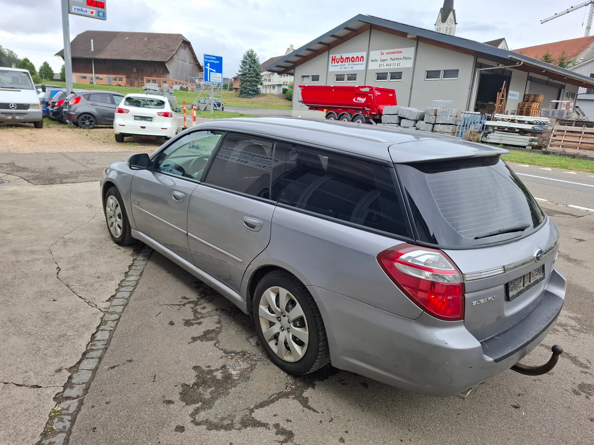 SUBARU Legacy 2.0R AWD Swiss-image-5