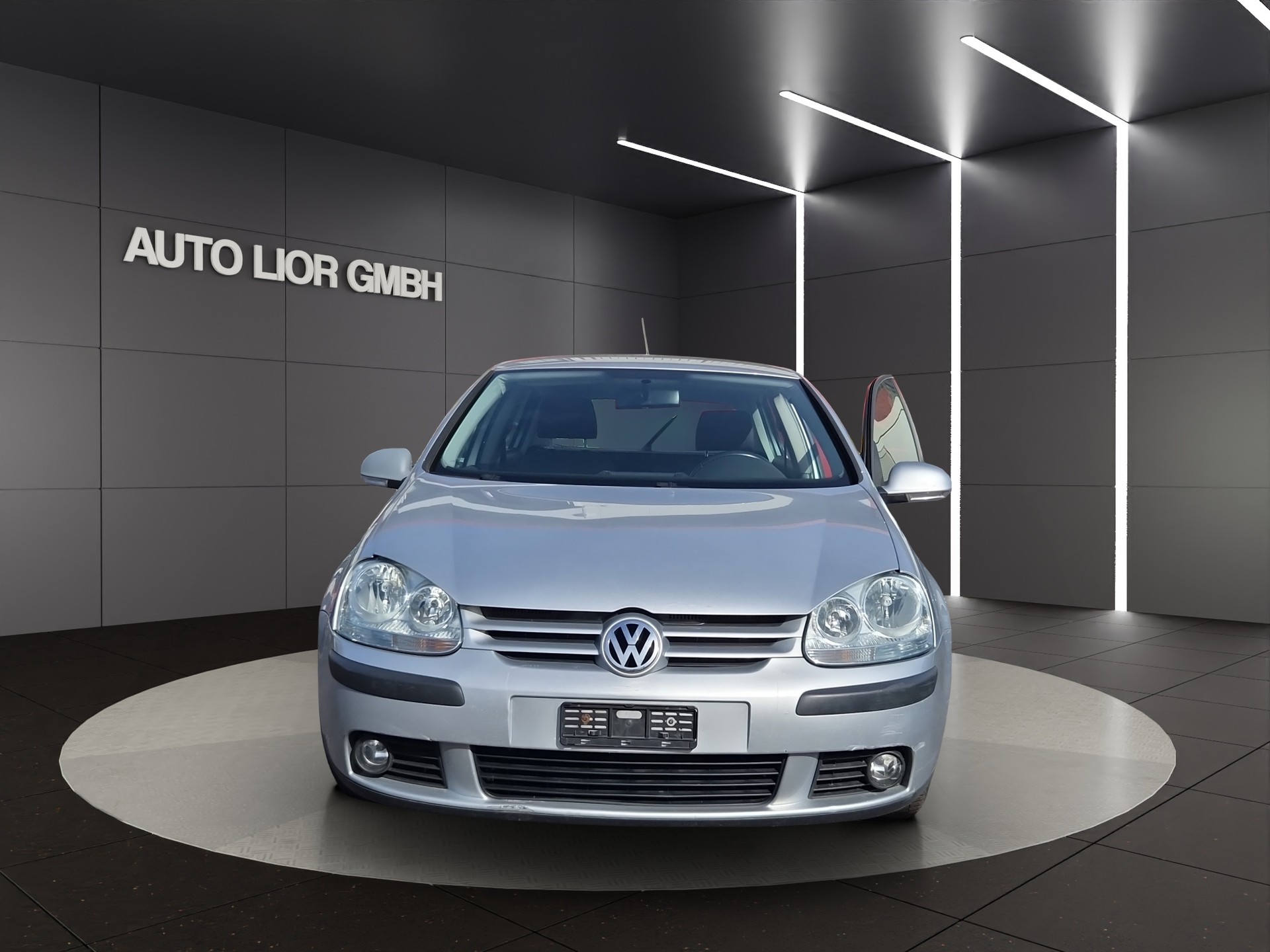VW Golf 1.6 FSI Trendline-image-7