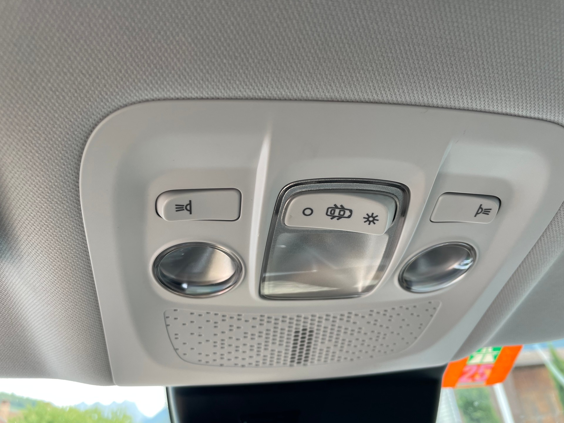 PEUGEOT 2008 1.2 PureTech GT Line EAT6-image-13