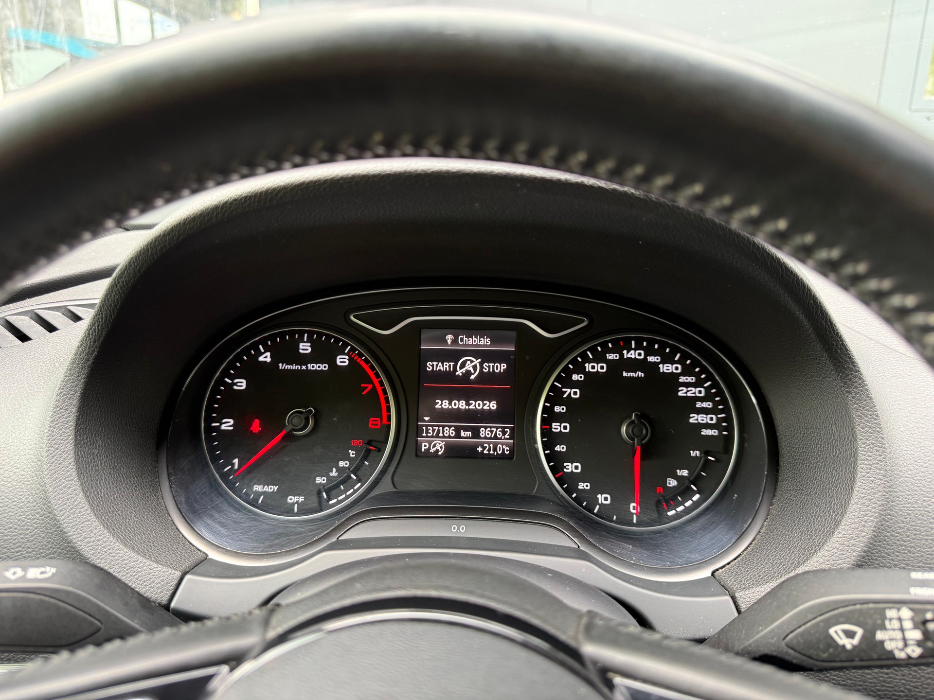 AUDI A3 Sportback 1.4 TFSI S-tronic-image-8
