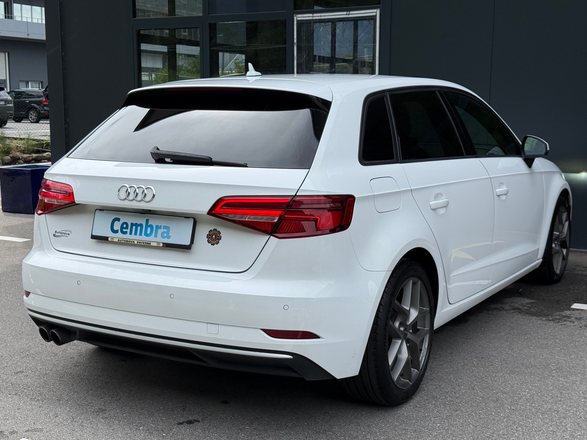 AUDI A3 Sportback 1.4 TFSI S-tronic-image-4