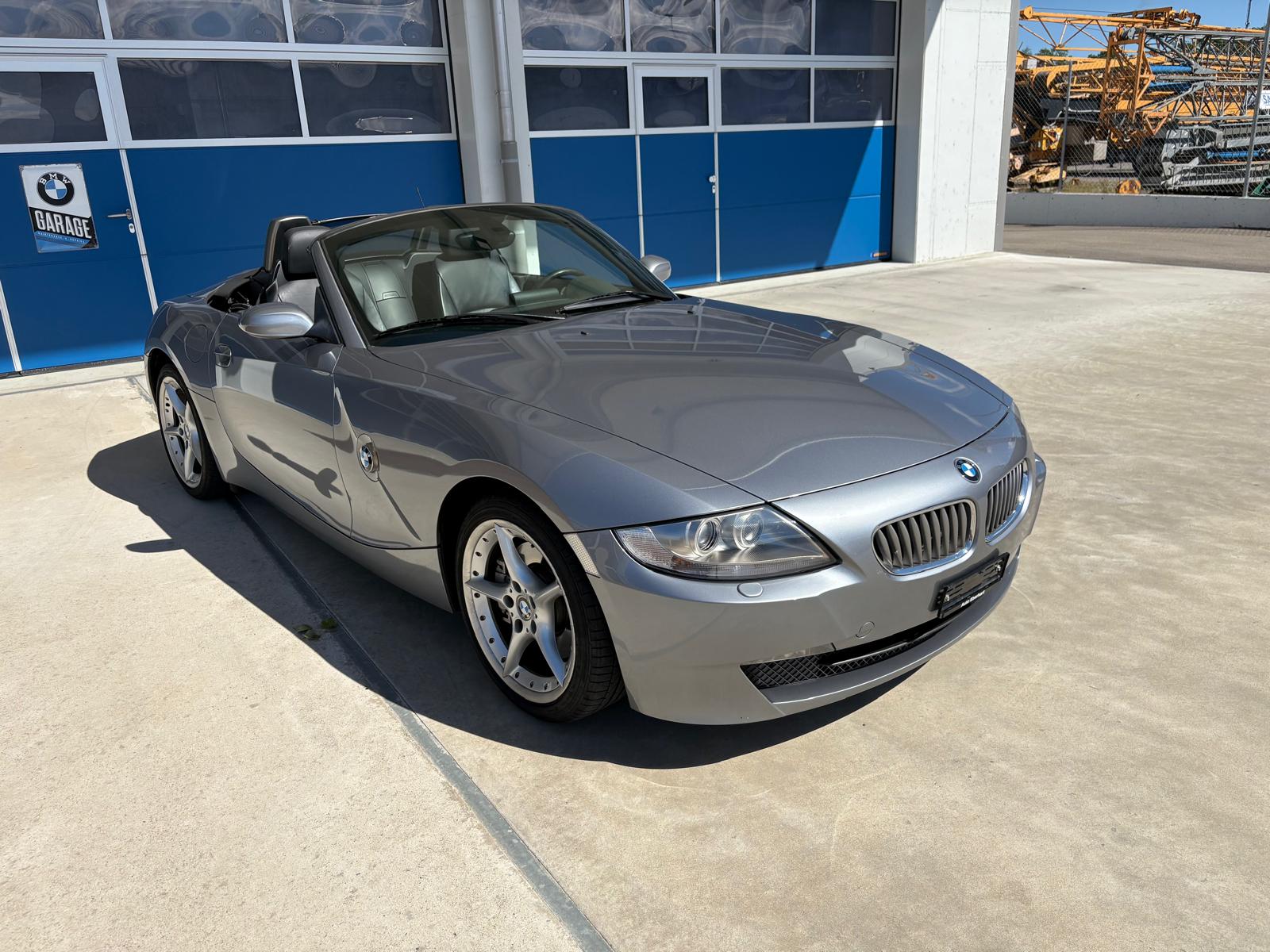 BMW Z4 3.0si Roadster-image-0