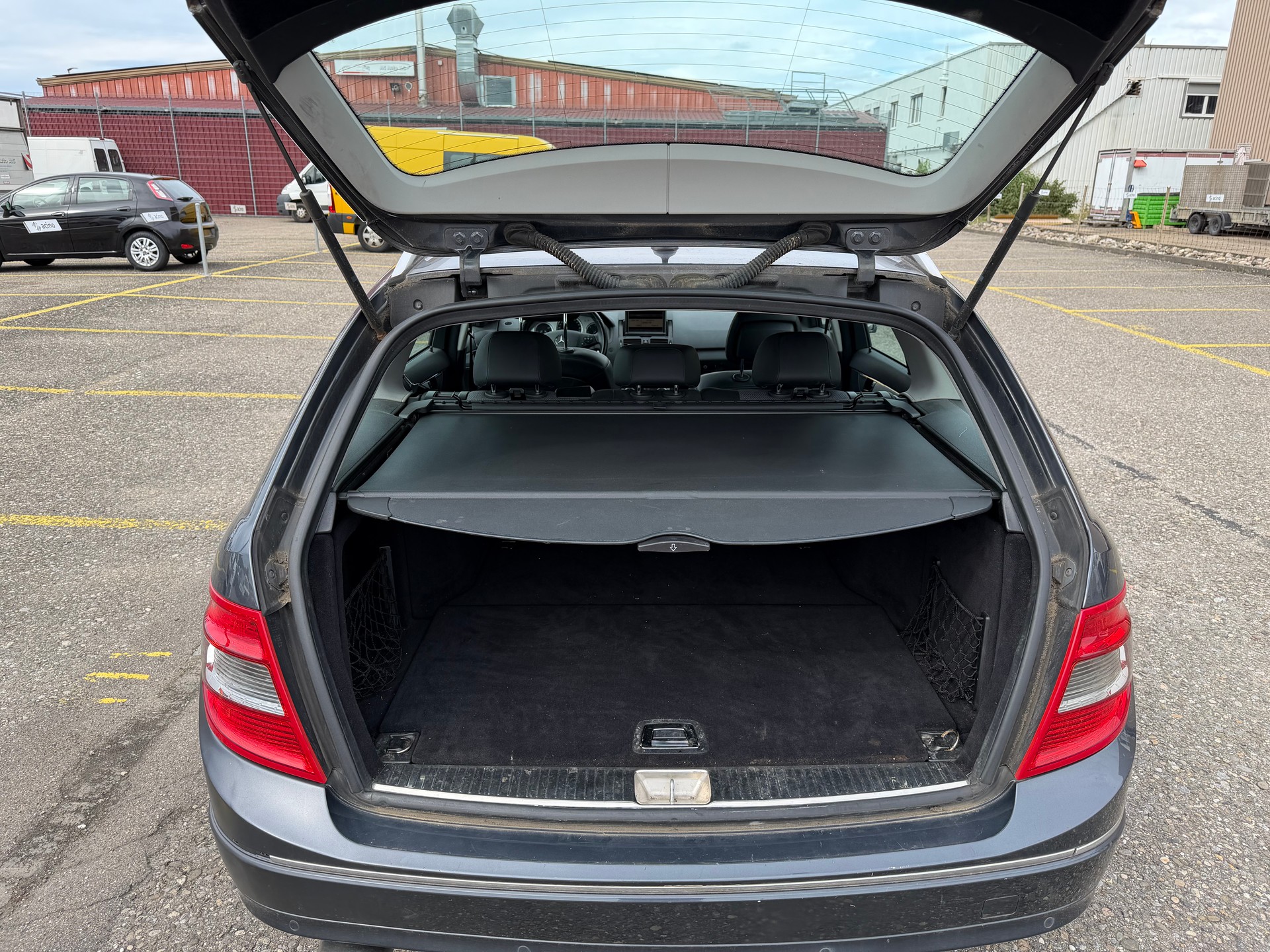 MERCEDES-BENZ C 220 CDI Avantgarde Automatic-image-5